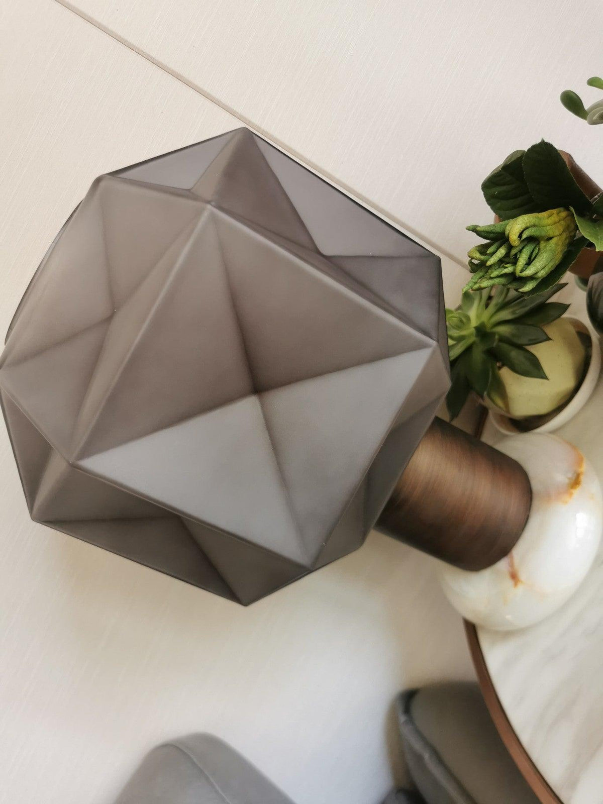Cubo Table Lamp-Neutral Decor