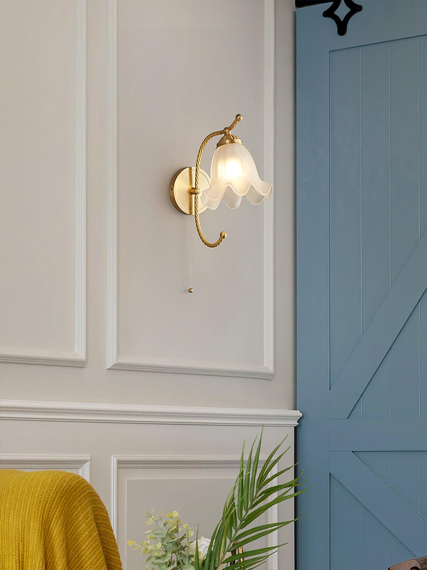 Lustra Wall Sconce Brass Gooseneck Glass-Neutral Decor