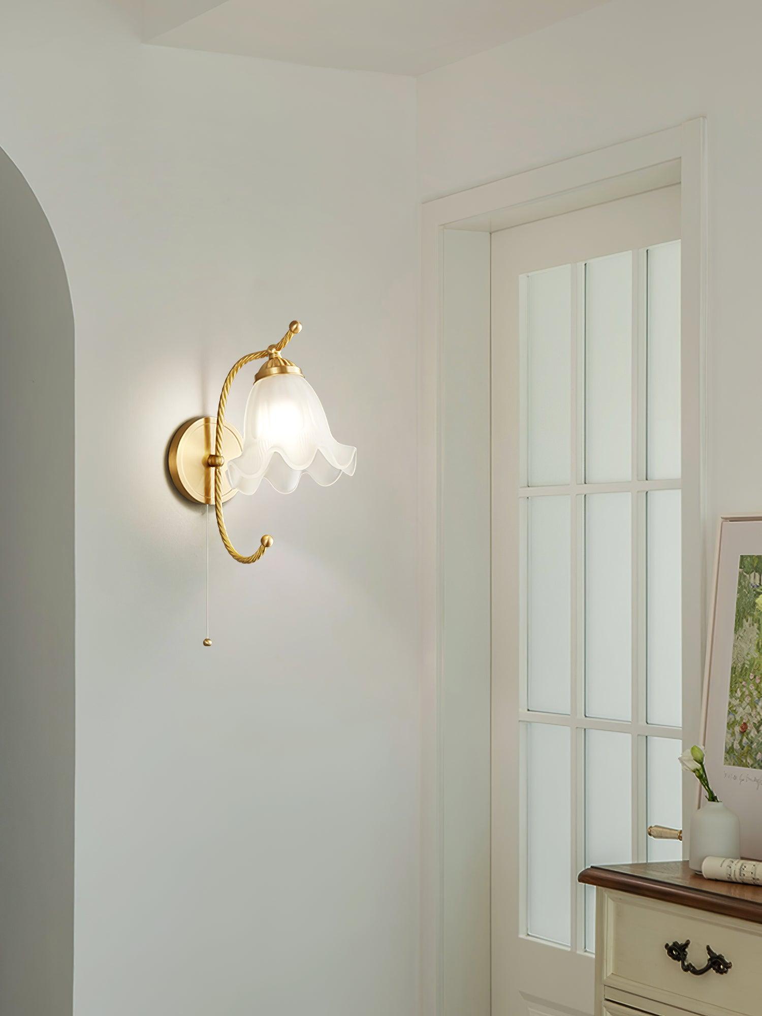 Lustra Wall Sconce Brass Gooseneck Glass-Neutral Decor