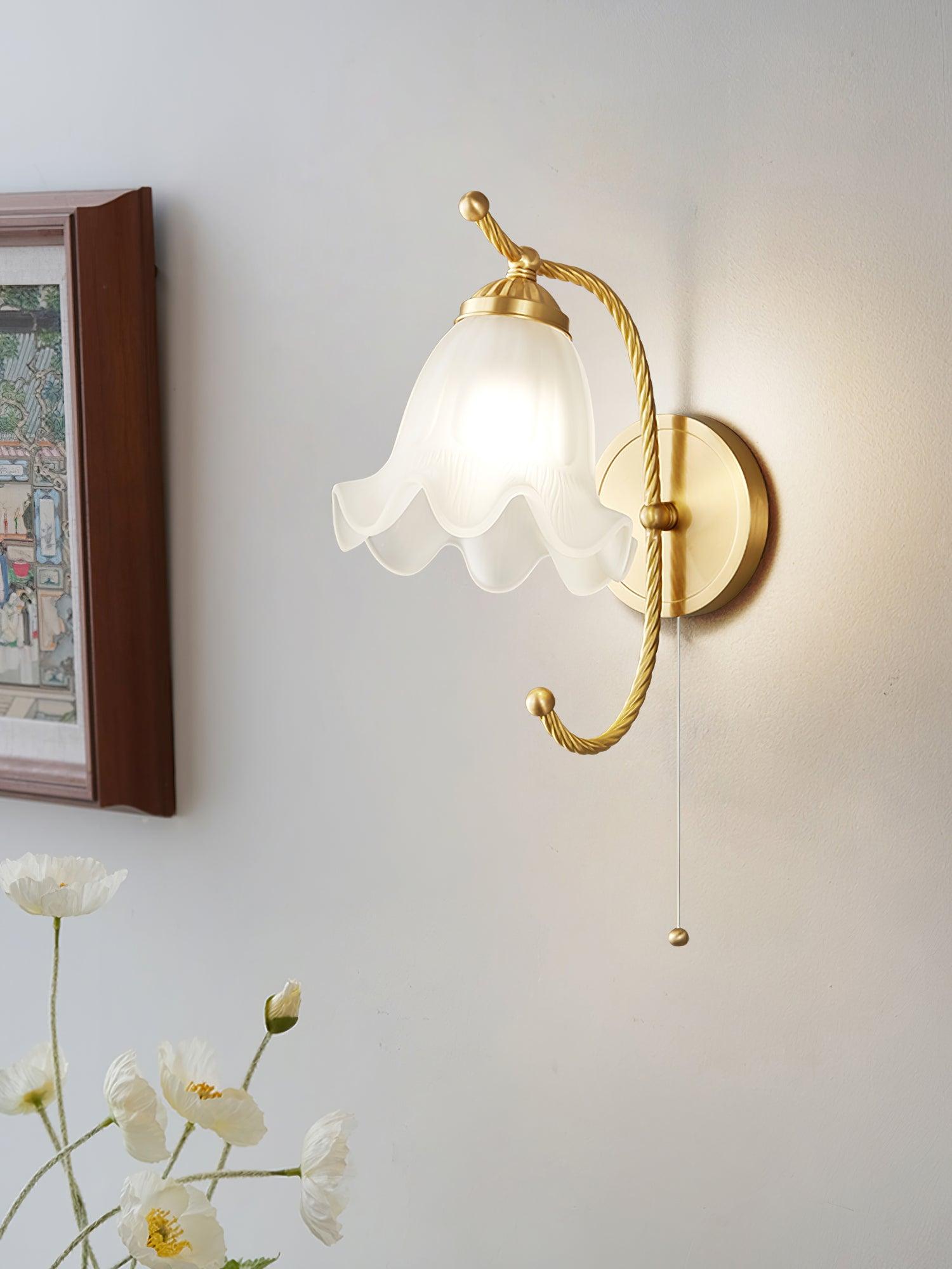 Lustra Wall Sconce Brass Gooseneck Glass-Neutral Decor