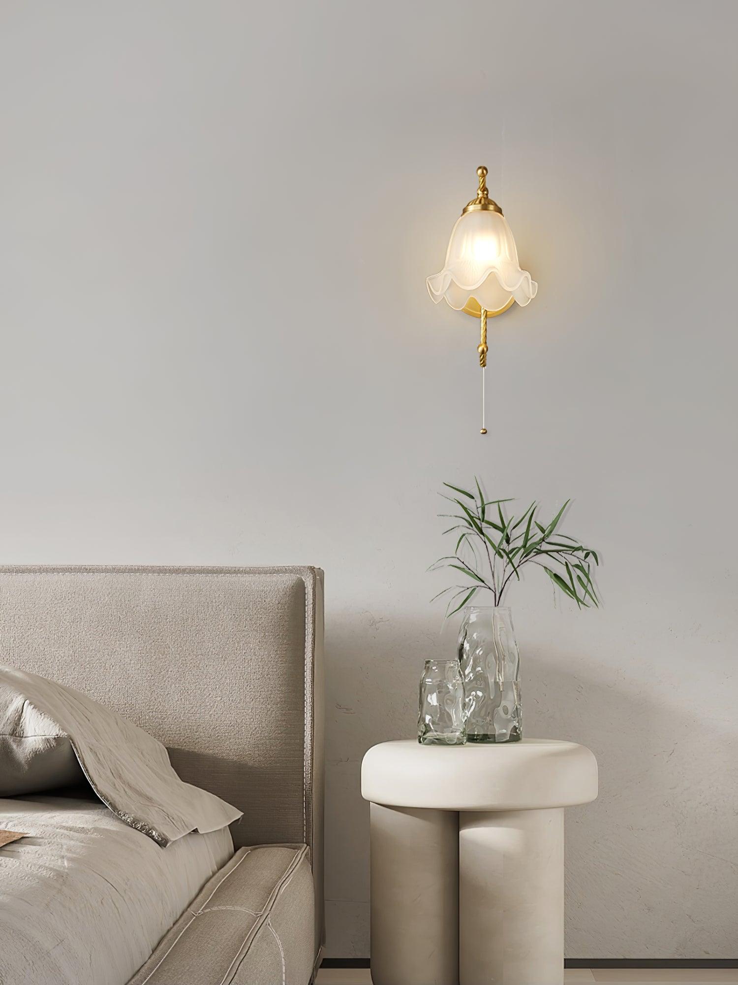 Lustra Wall Sconce Brass Gooseneck Glass-Neutral Decor