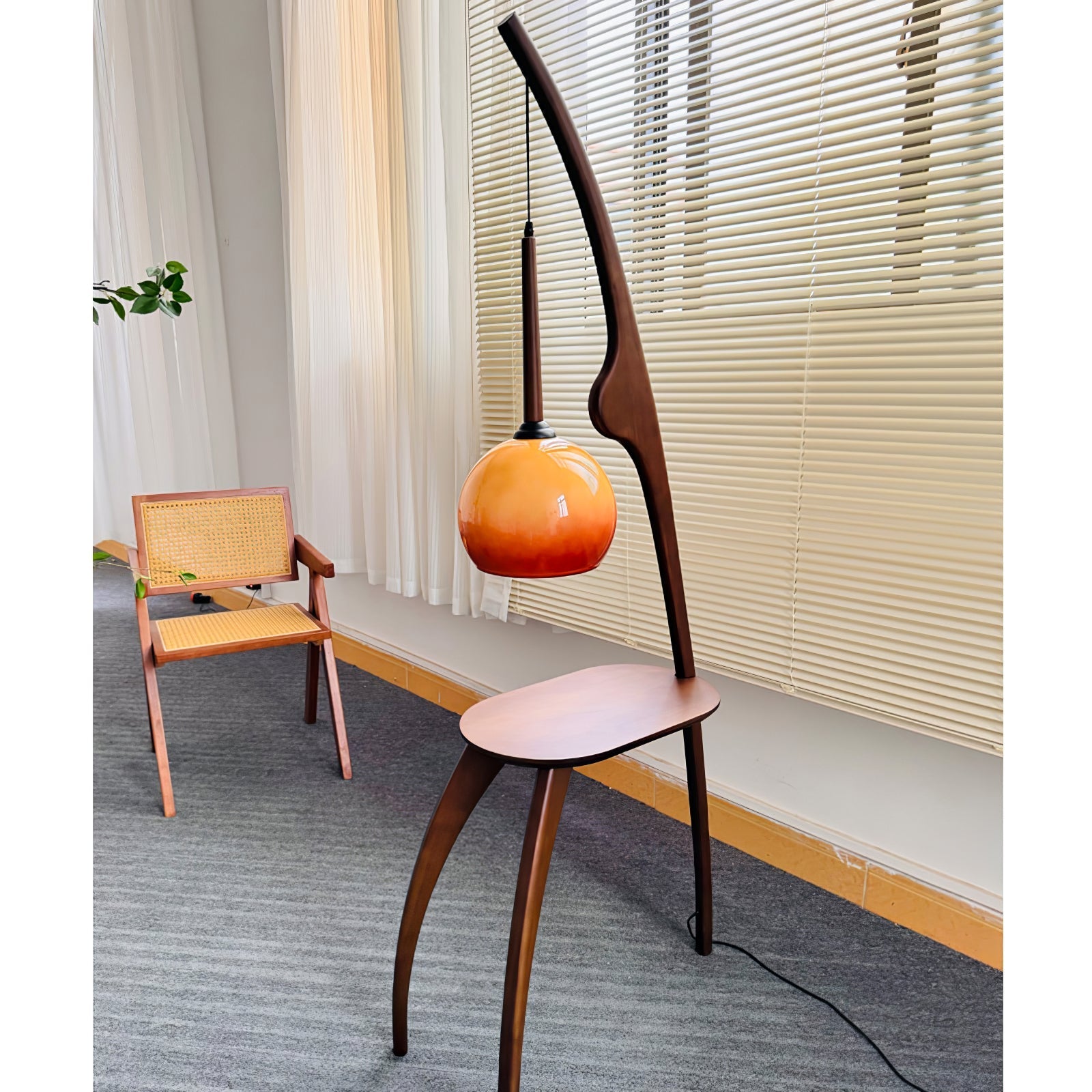 Eloz Curved Mantis Arm Floor Lamp-Neutral Decor