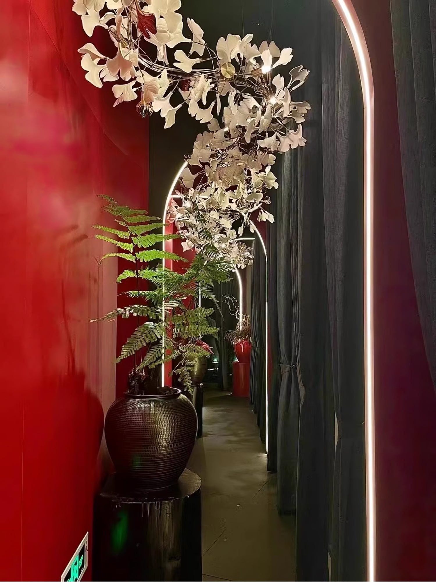 Eurzoris Gingko Leaf Chandelier-Neutral Decor