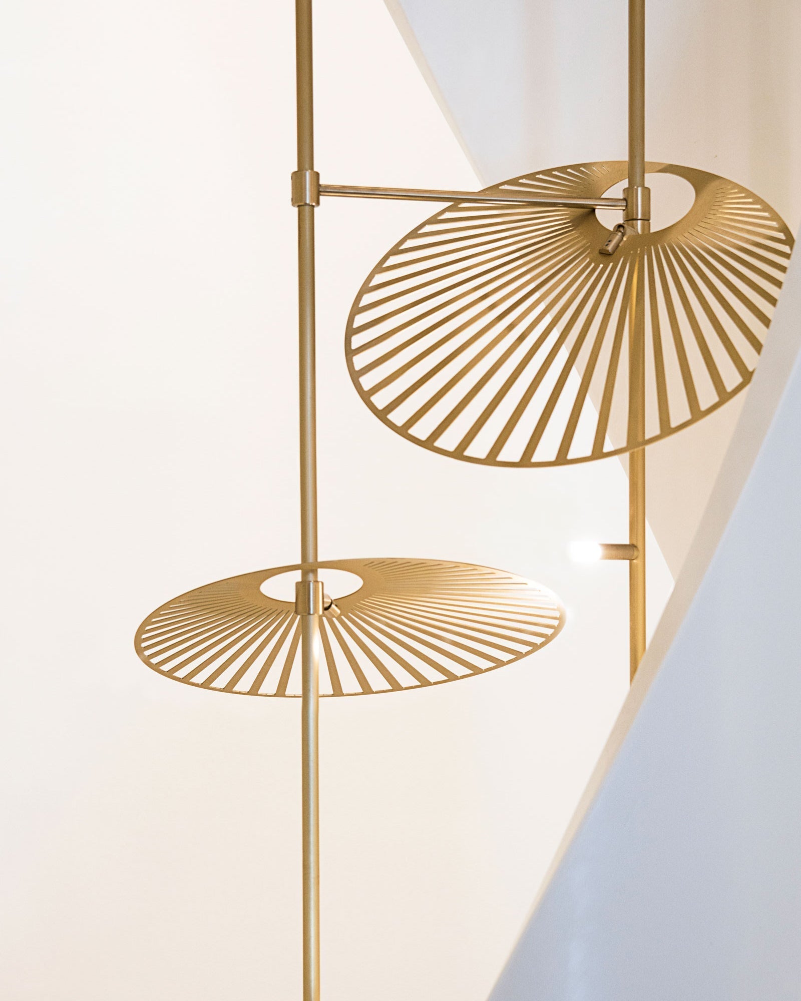 Odoraris Luxury Leaf Chandelier-Neutral Decor