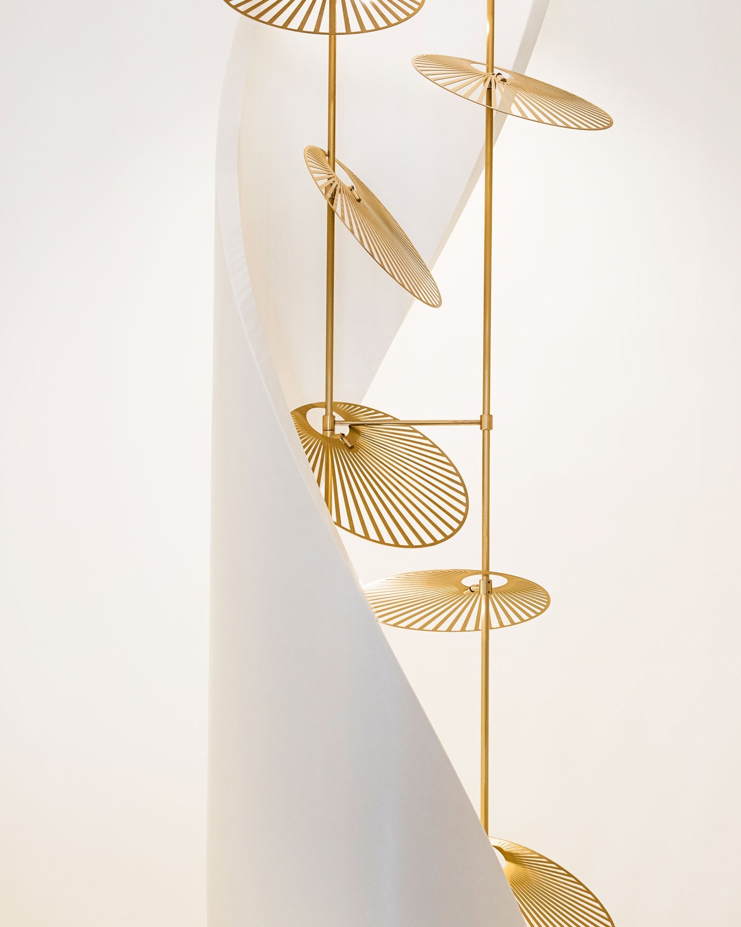 Odoraris Luxury Leaf Chandelier-Neutral Decor