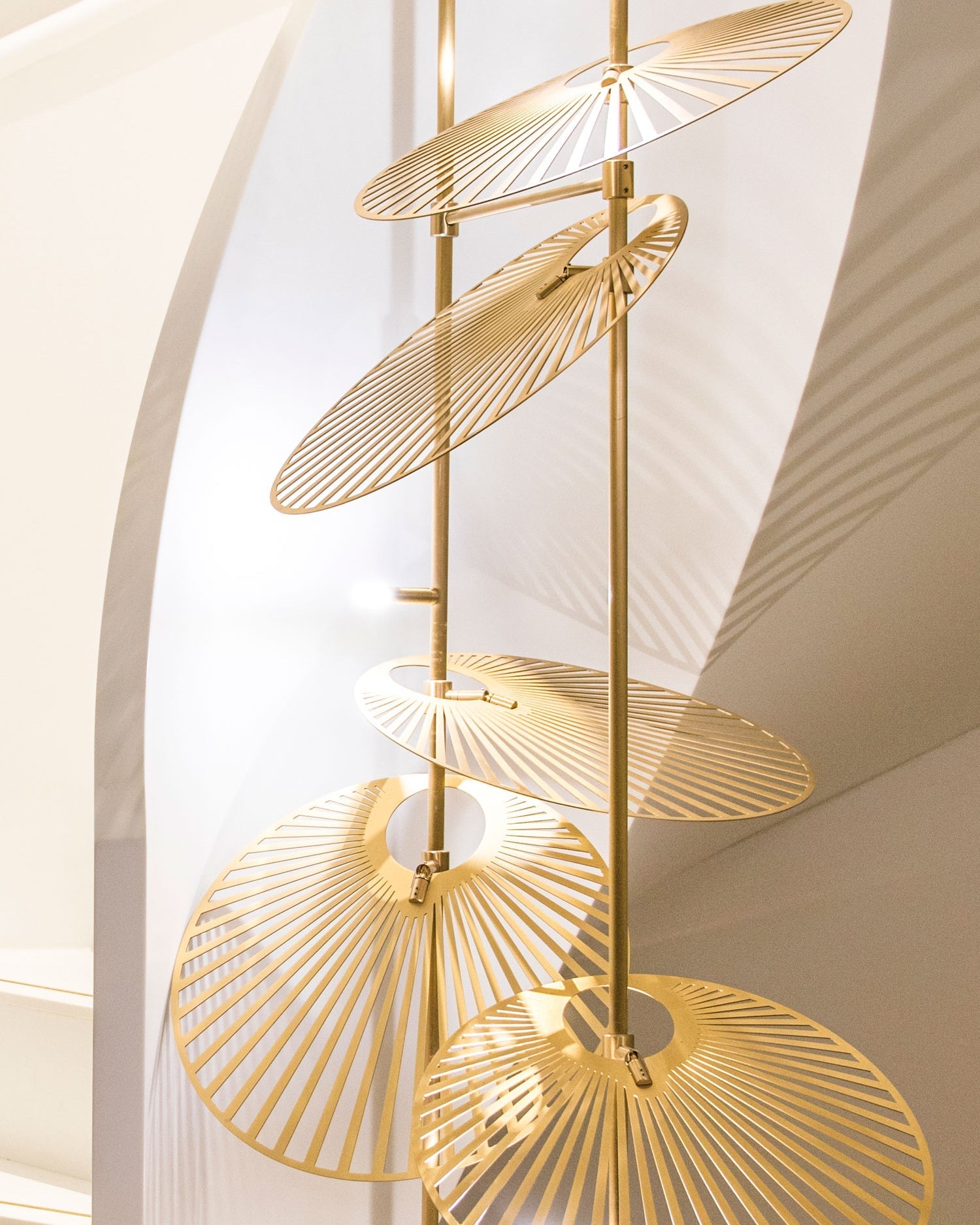 Odoraris Luxury Leaf Chandelier-Neutral Decor