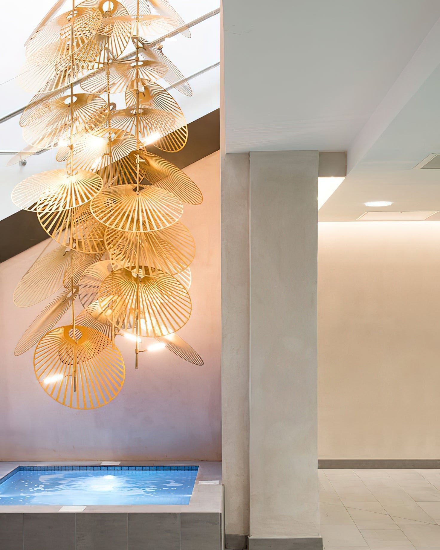 Odoraris Luxury Leaf Chandelier-Neutral Decor