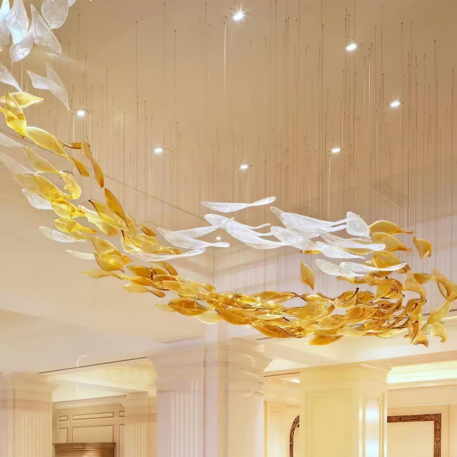 Vamararae Leaf Glass Cascade Chandelier-Neutral Decor