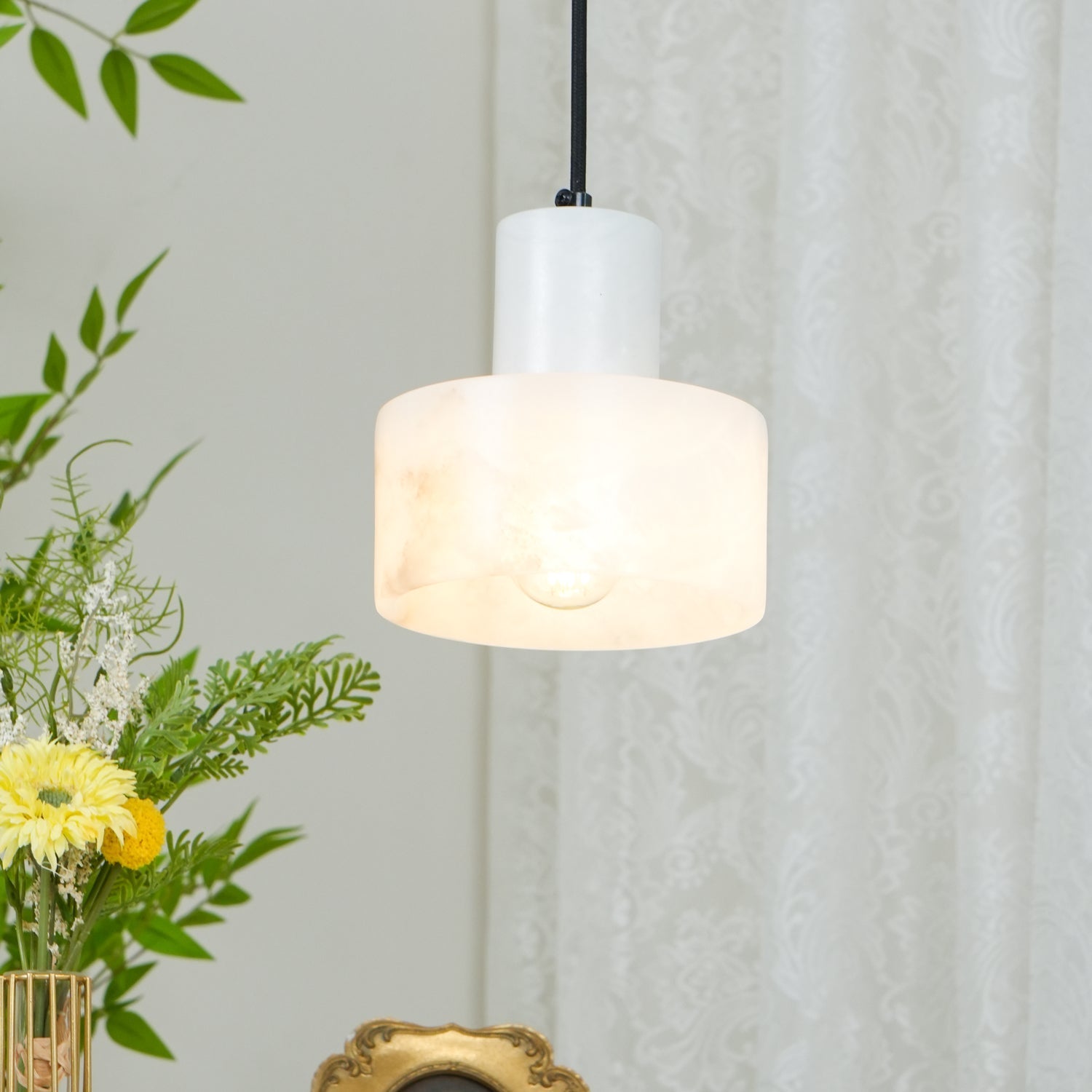 Alabaster Pendant Lgiht Dual Cylindrical-Neutral Decor
