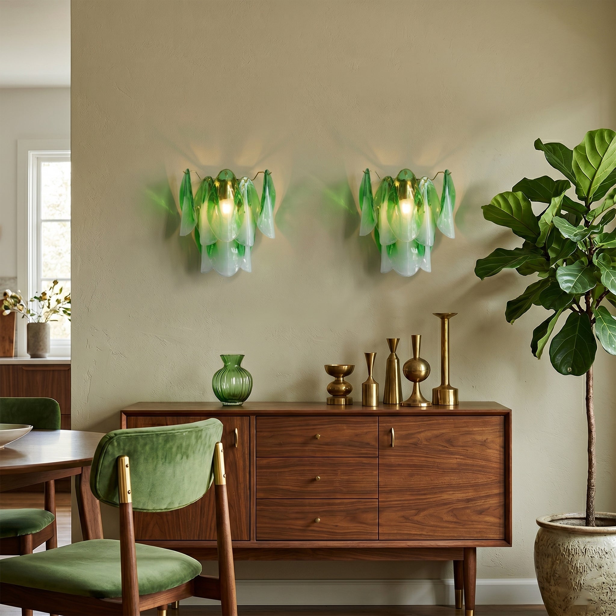 Foliage Wall Sconce in green glass, showcasing its color.