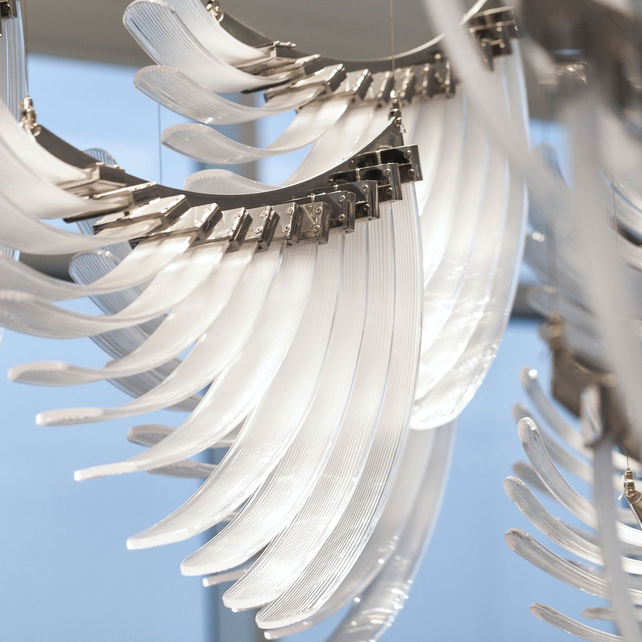 Eurrinia Glass Wing Cluster Chandelier-Neutral Decor