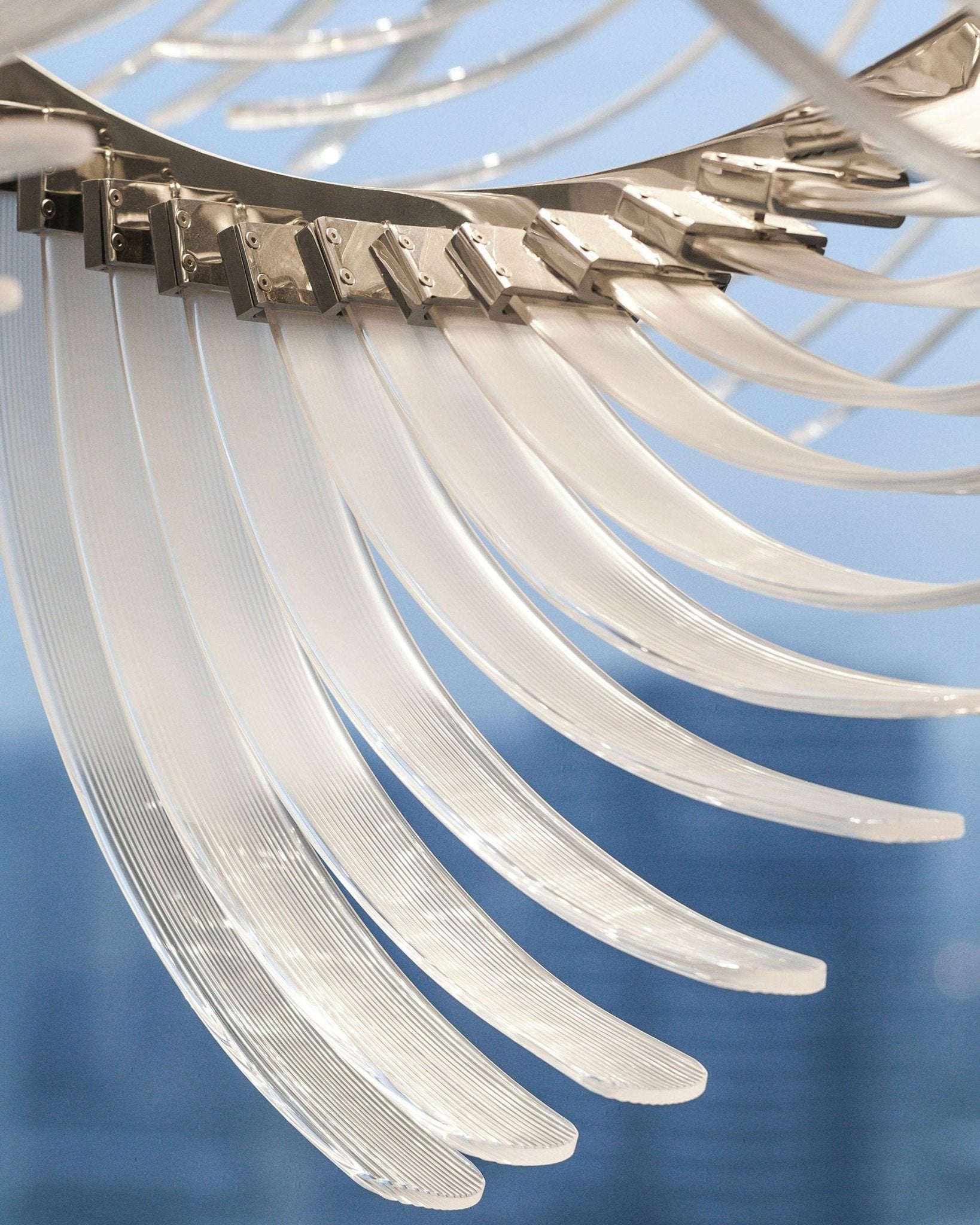 Eurrinia Glass Wing Cluster Chandelier-Neutral Decor