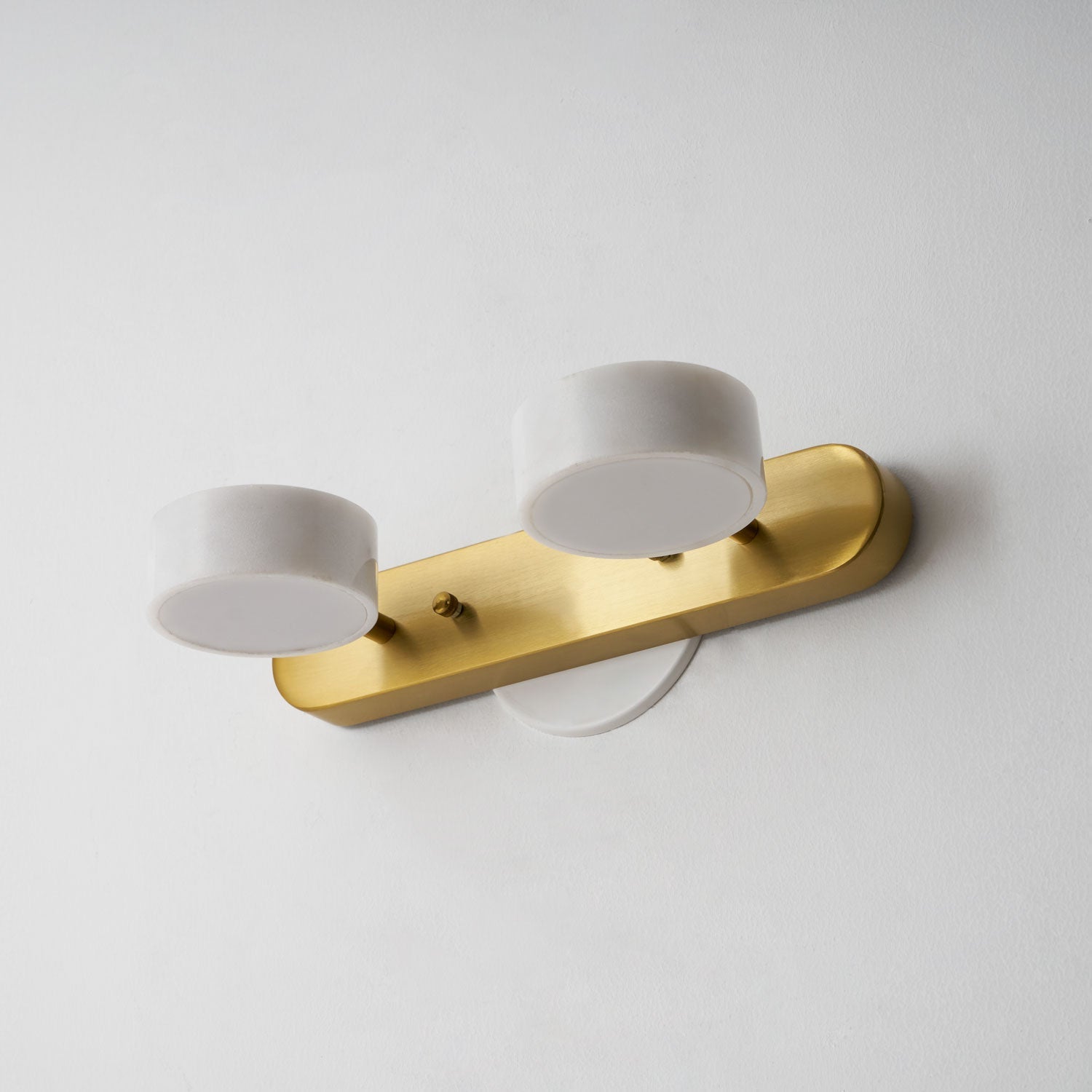 Orshaa Linear Travertine Vanity Light-Neutral Decor