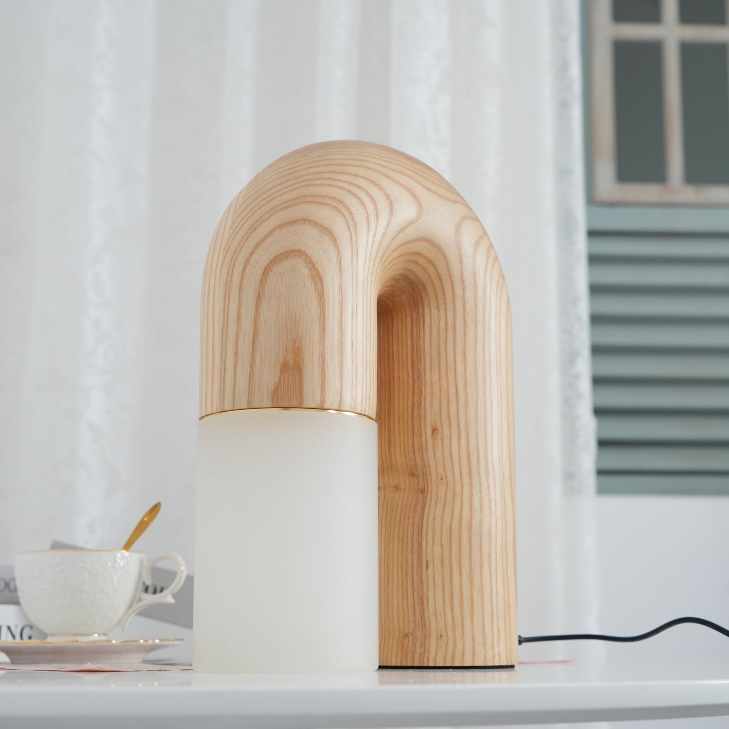 Arch Fashion Wood Table Lamp-Neutral Decor