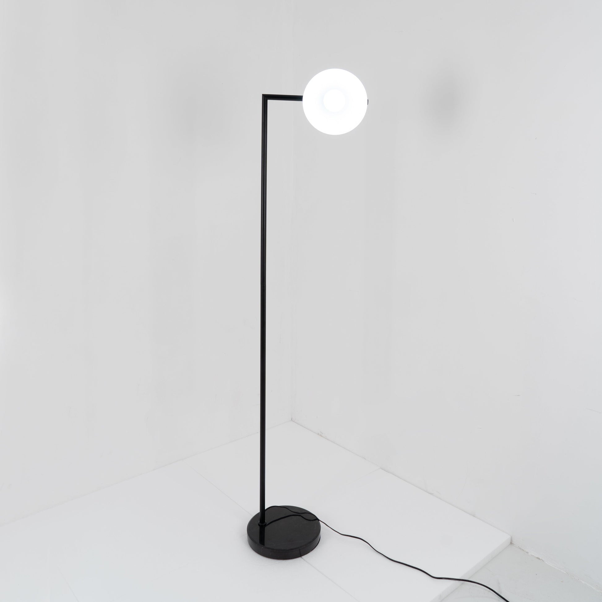Nell Minimalist Floor Lamp-Neutral Decor