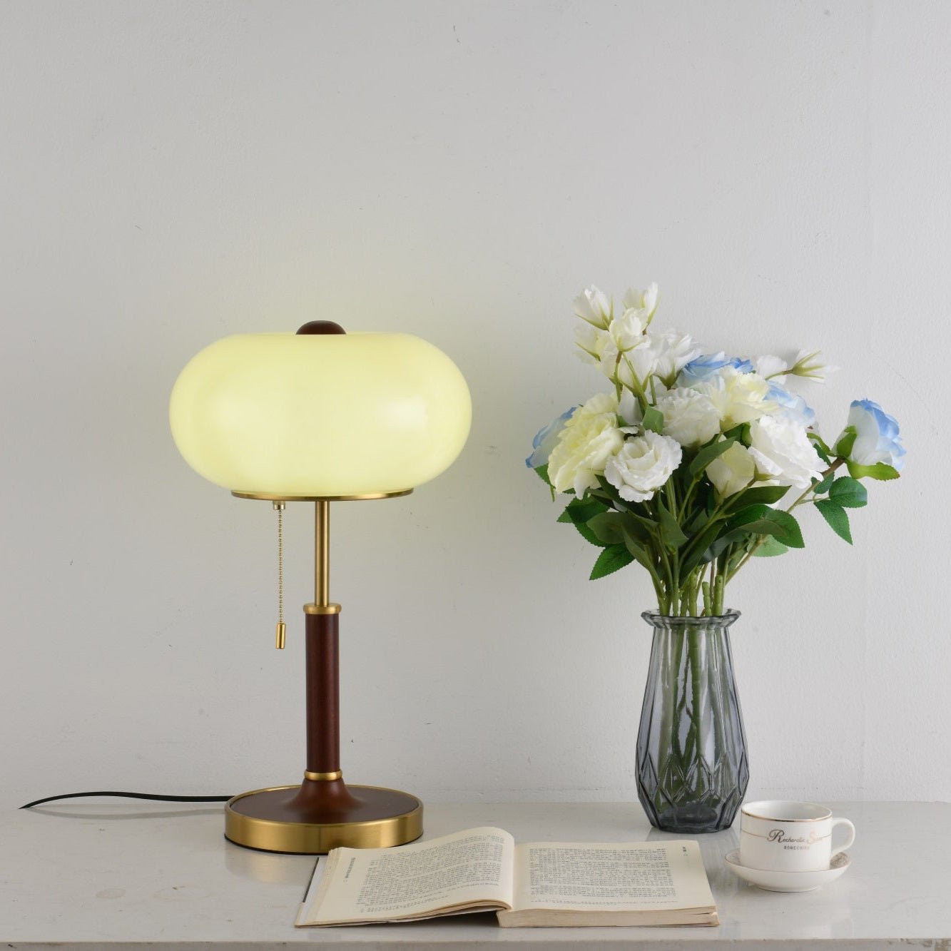 Gemno Vintage Table Lamp-Neutral Decor