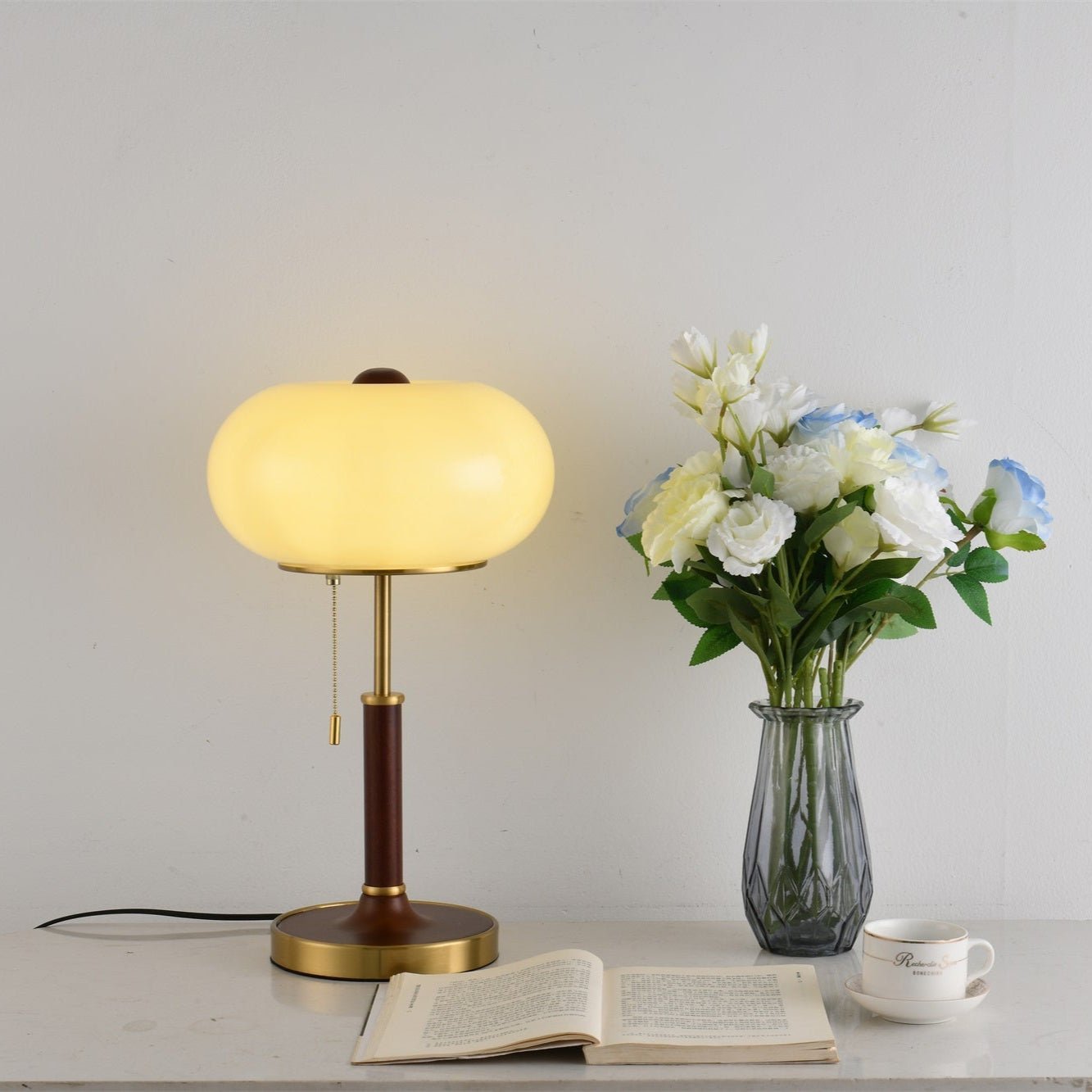 Gemno Vintage Table Lamp-Neutral Decor
