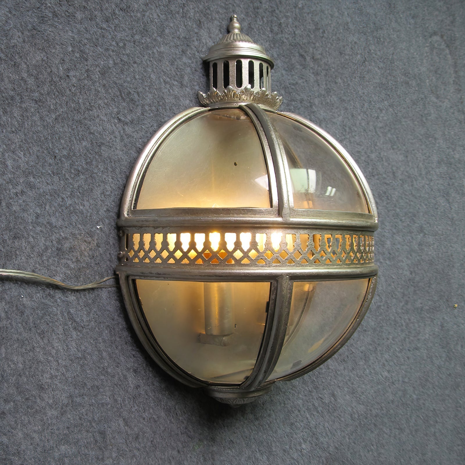 Orion Glass Wall Lamp