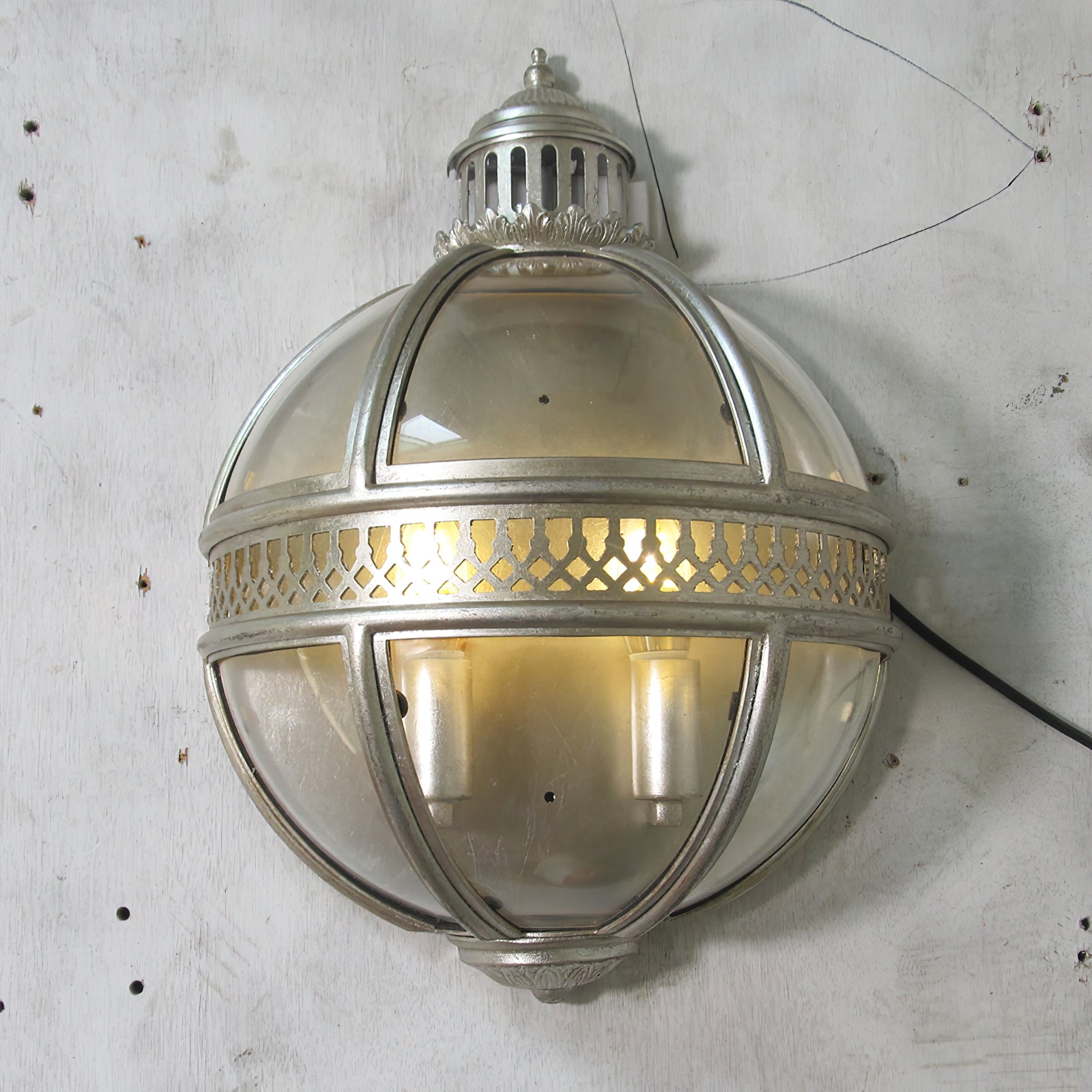 Orion Glass Wall Lamp