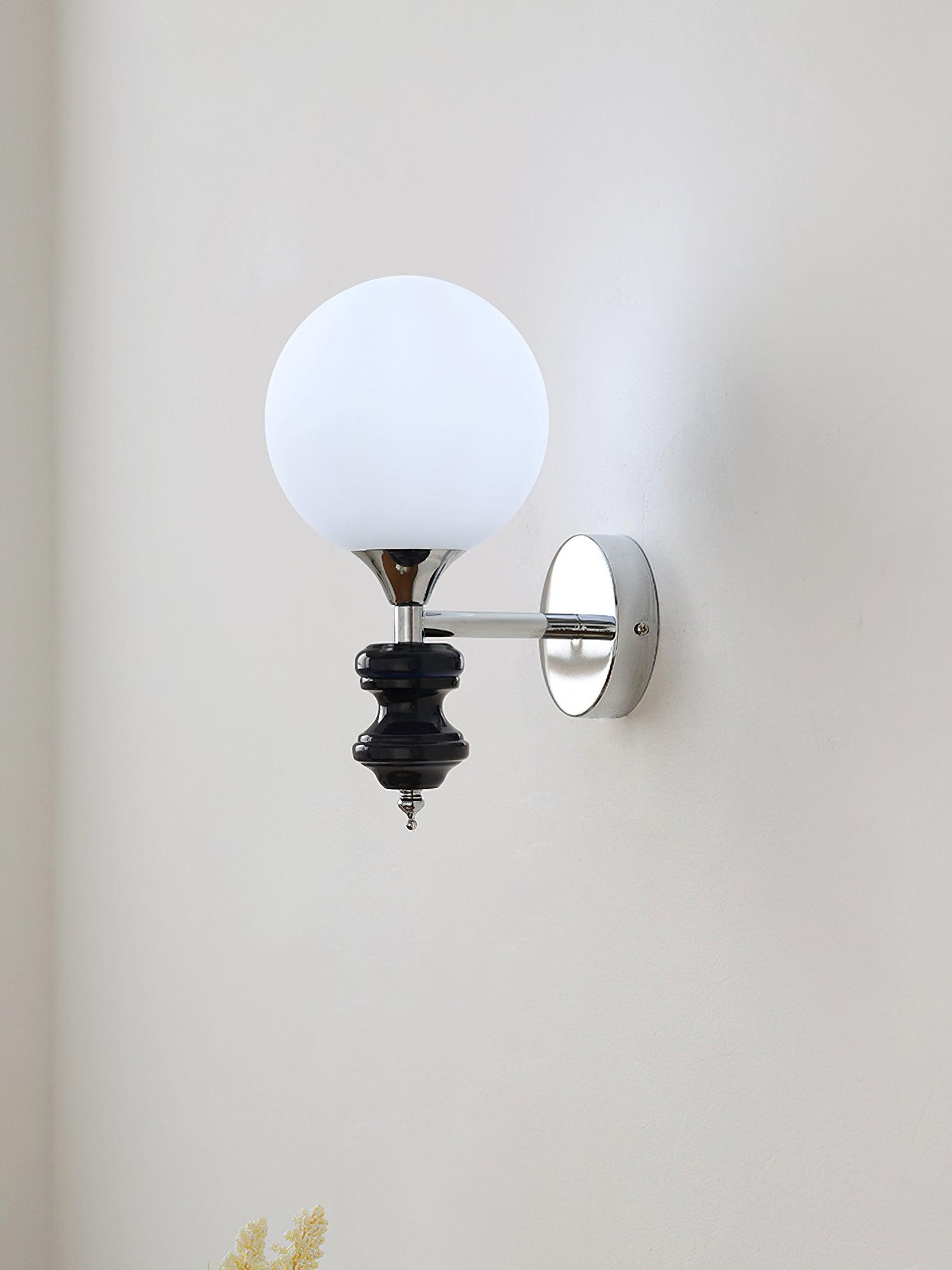 Sune Glass Vintage Wall Light-Neutral Decor