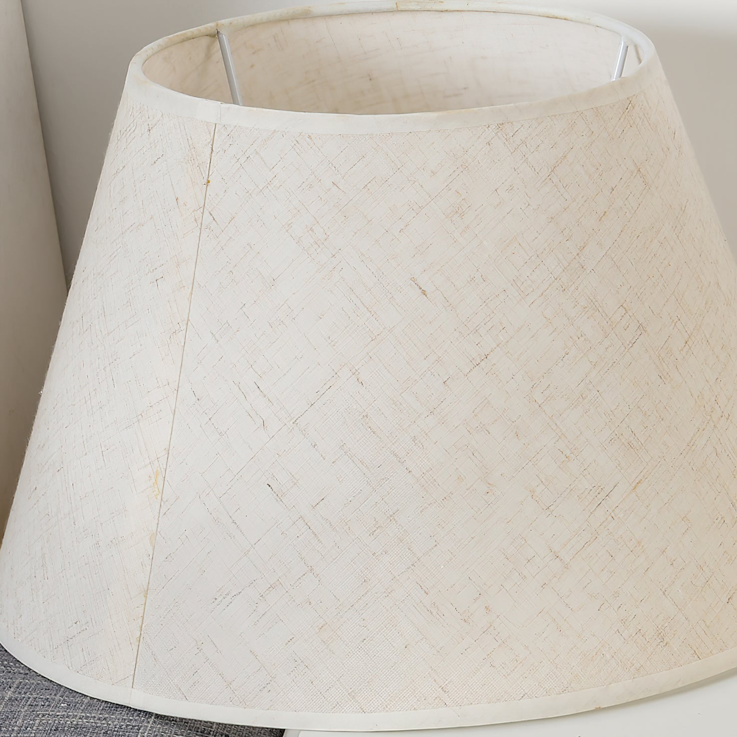 Antler Elegance Brass Table Lamp-Neutral Decor