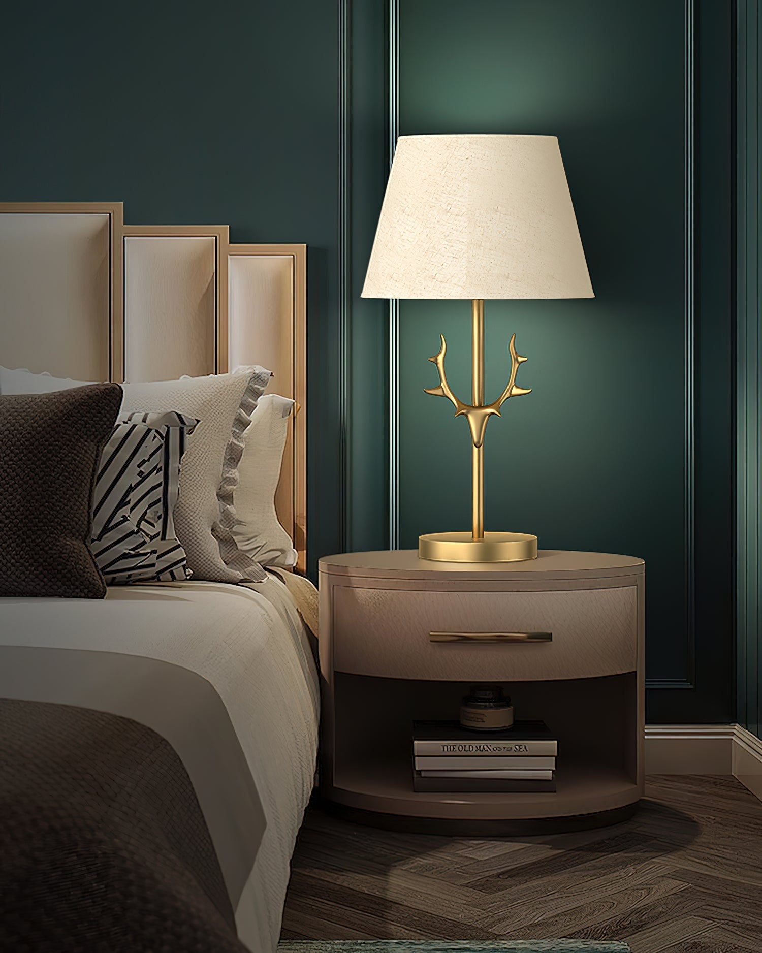 Antler Elegance Brass Table Lamp-Neutral Decor