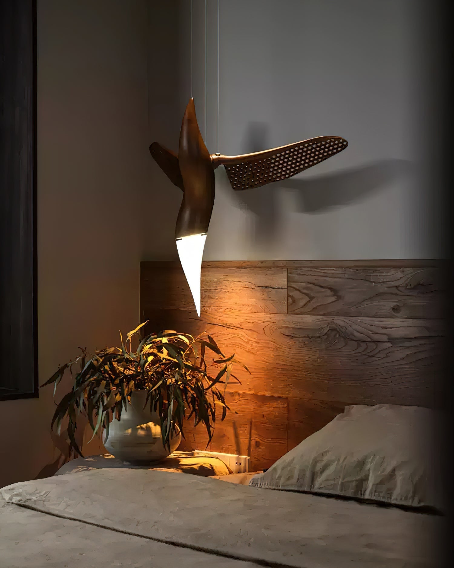 Elsilor Avian-Inspired Wood Pendant Light-Neutral Decor