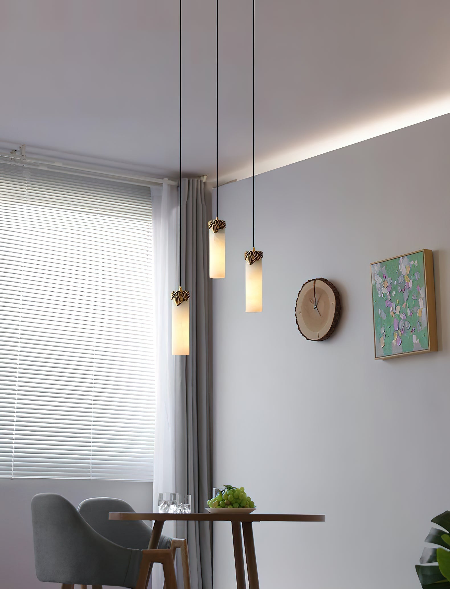 Lioran Alabaster Pendant Light