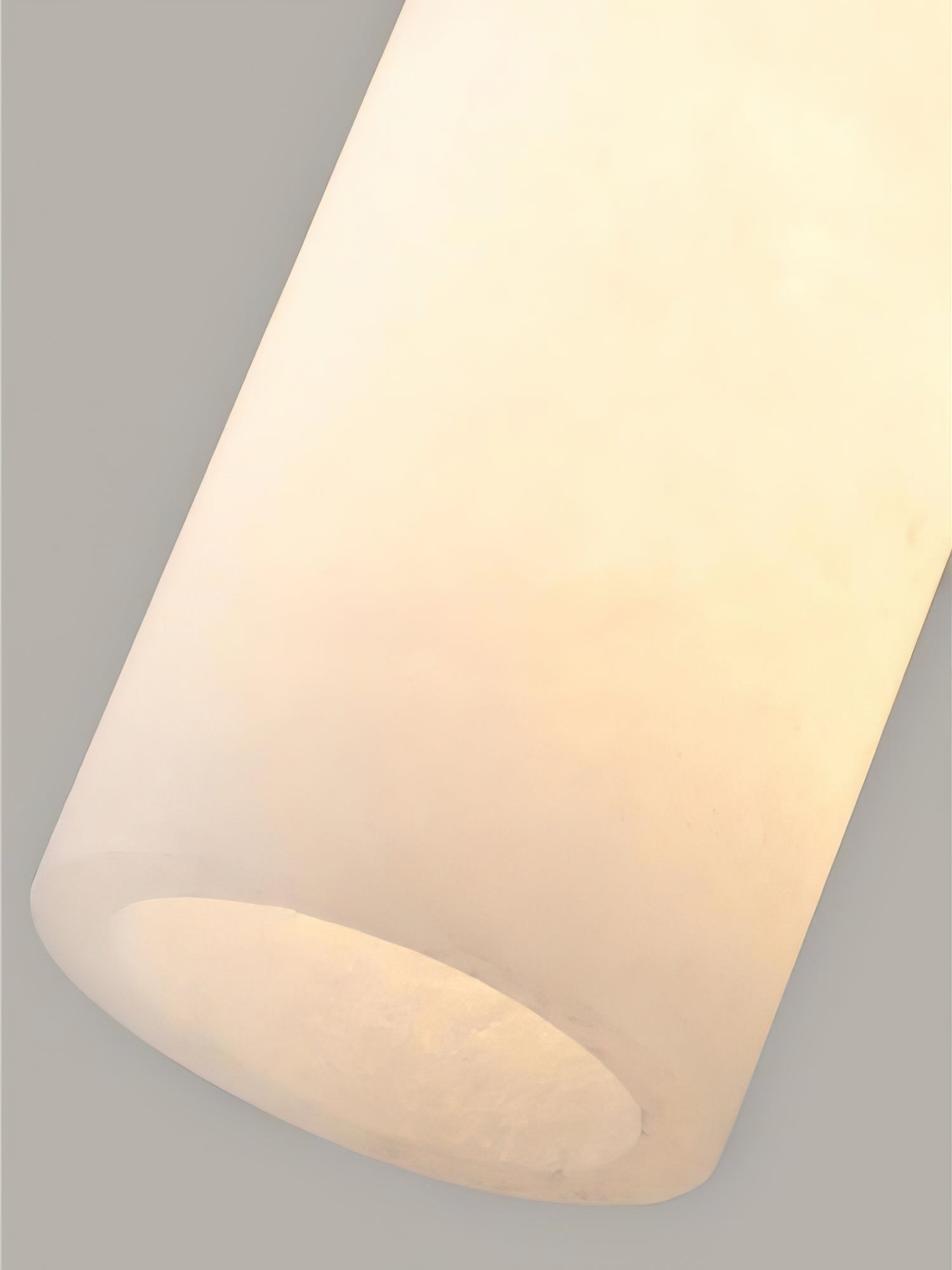 Lioran Alabaster Pendant Light