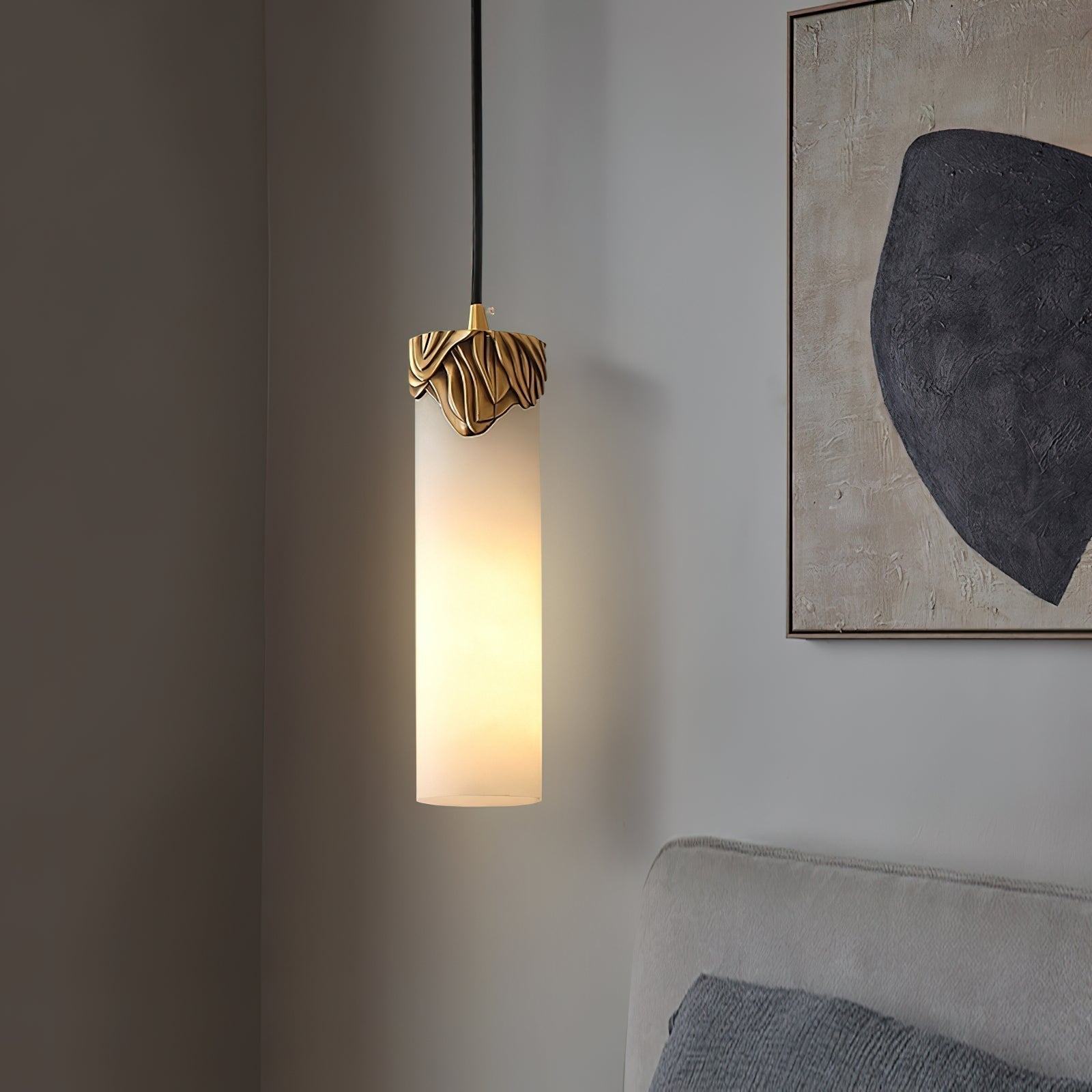 Lioran Alabaster Pendant Light