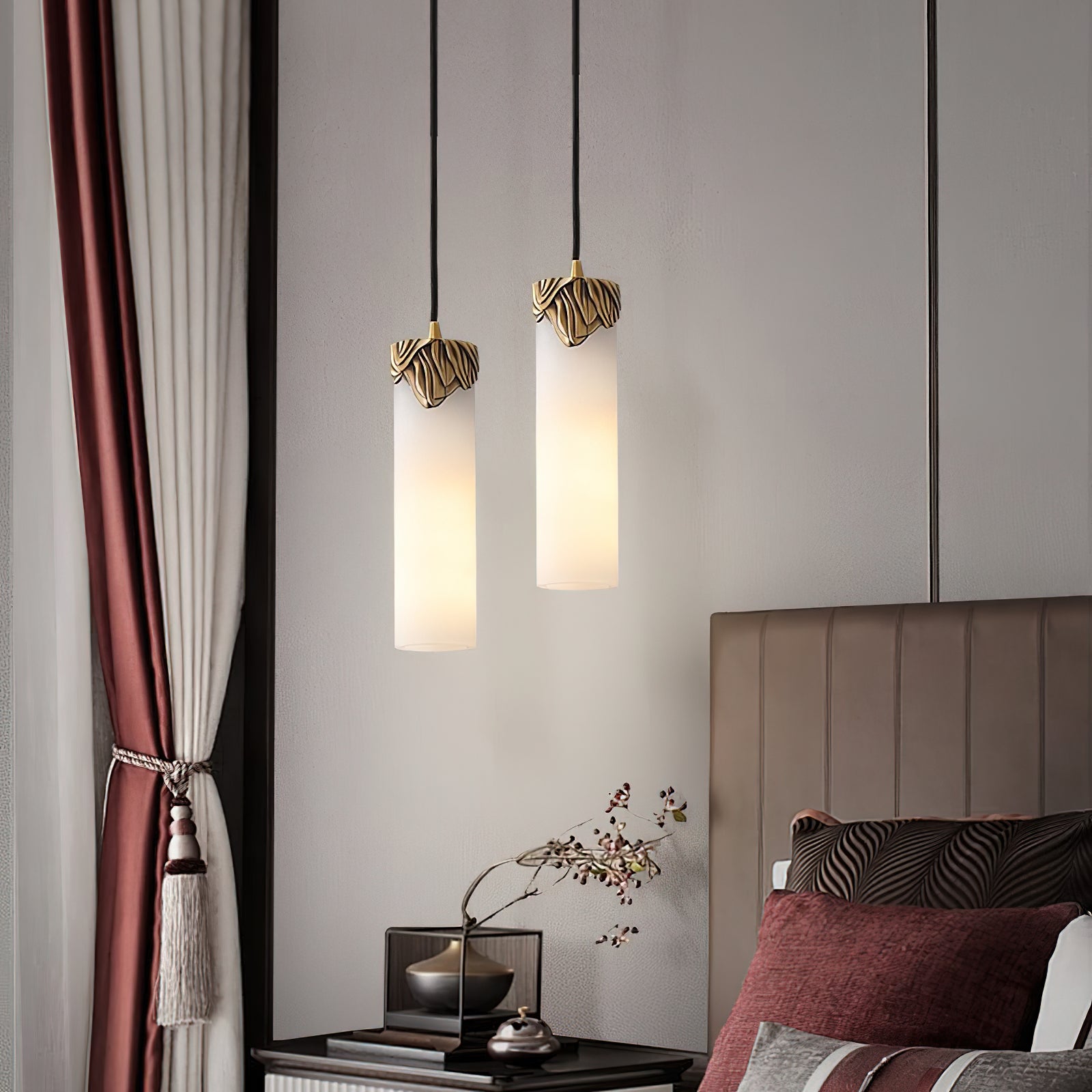 Lioran Alabaster Pendant Light