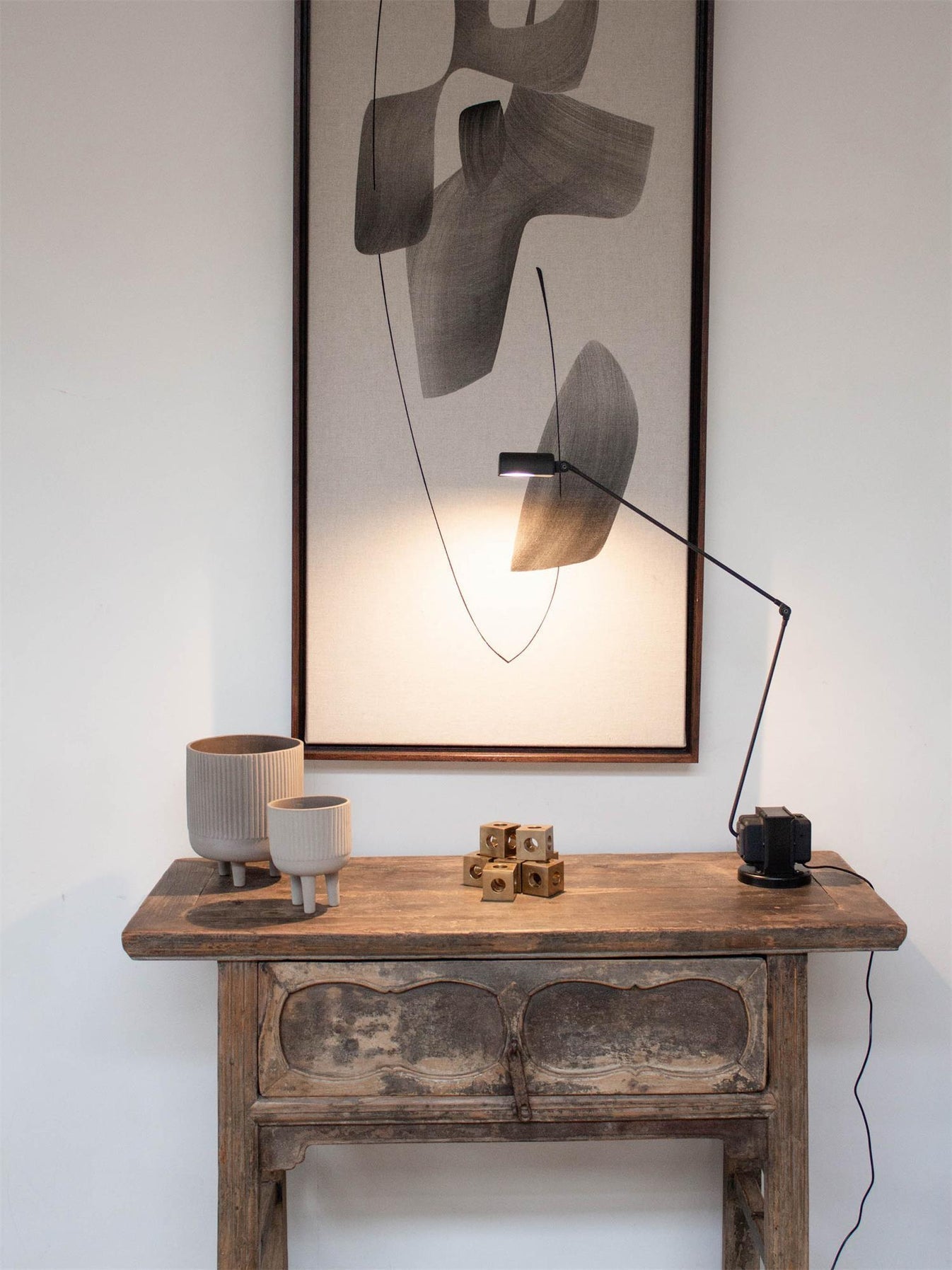 Orvyn Minimalist Table Lamp-Neutral Decor