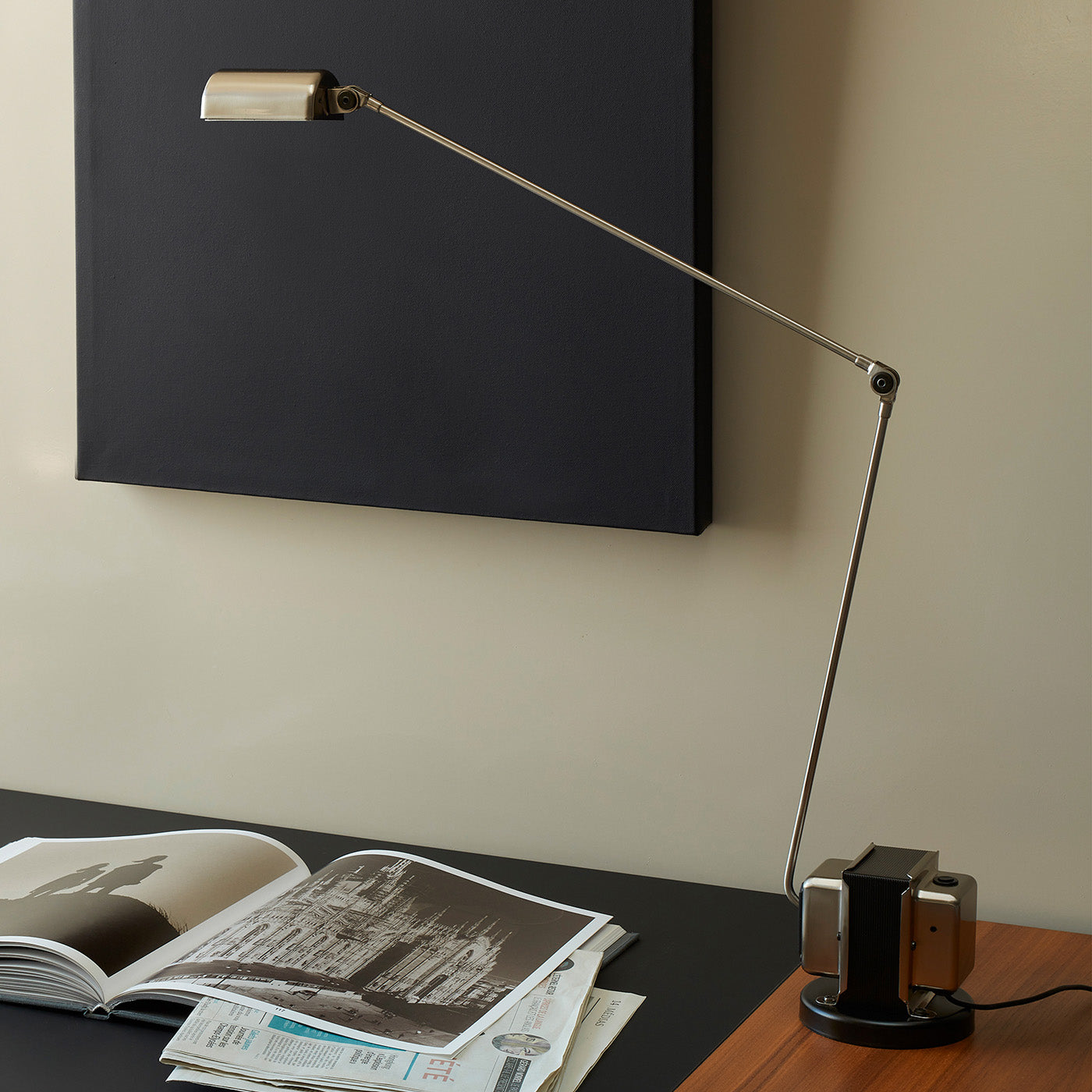 Orvyn Minimalist Table Lamp-Neutral Decor