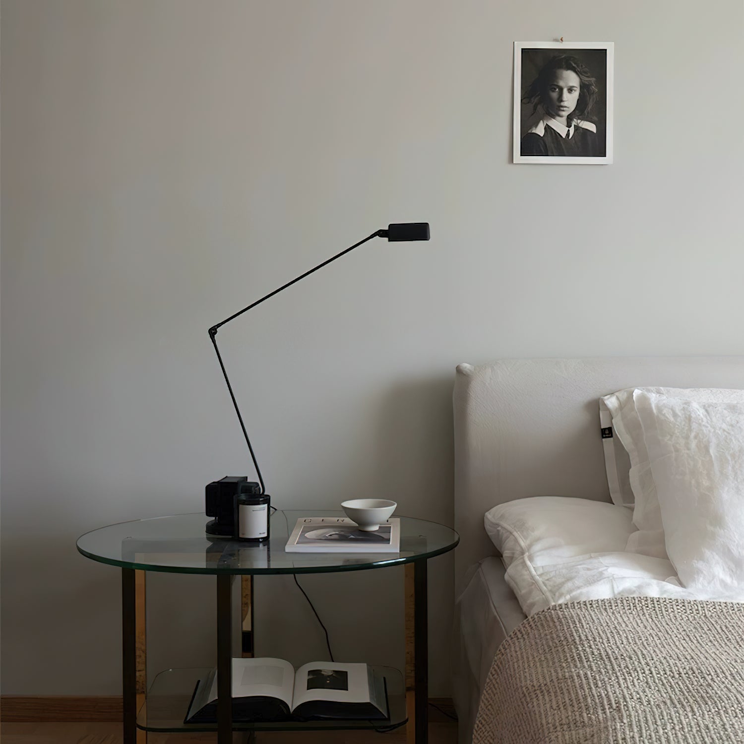 Orvyn Minimalist Table Lamp-Neutral Decor
