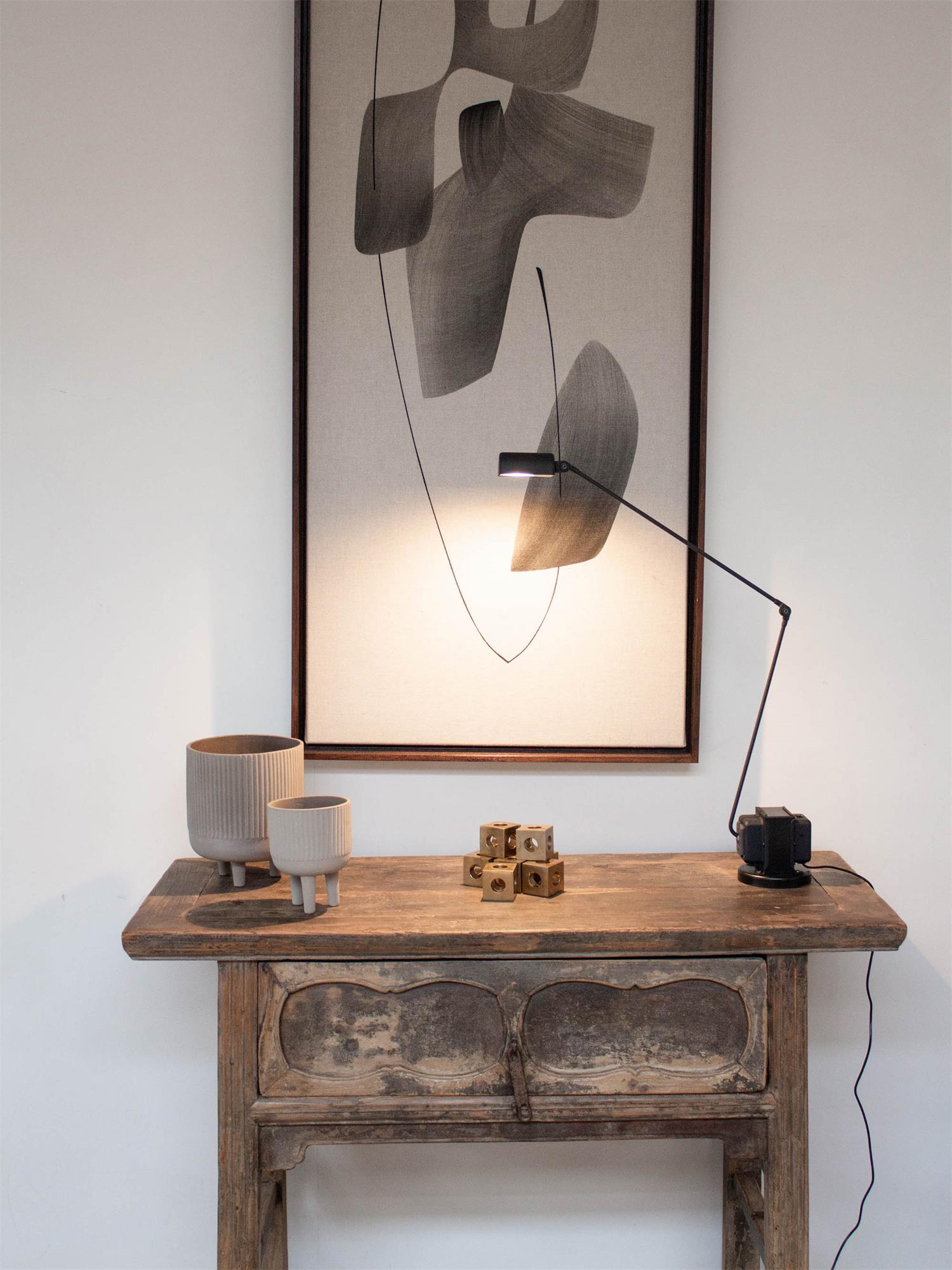 Orvyn Minimalist Table Lamp-Neutral Decor