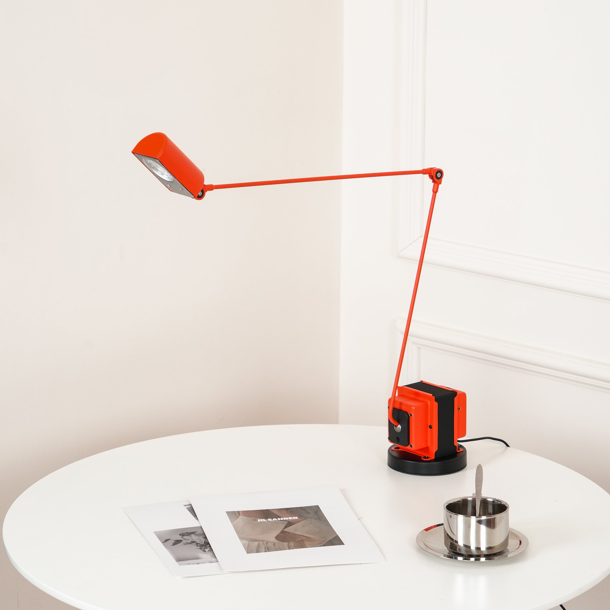 Orvyn Minimalist Table Lamp-Neutral Decor