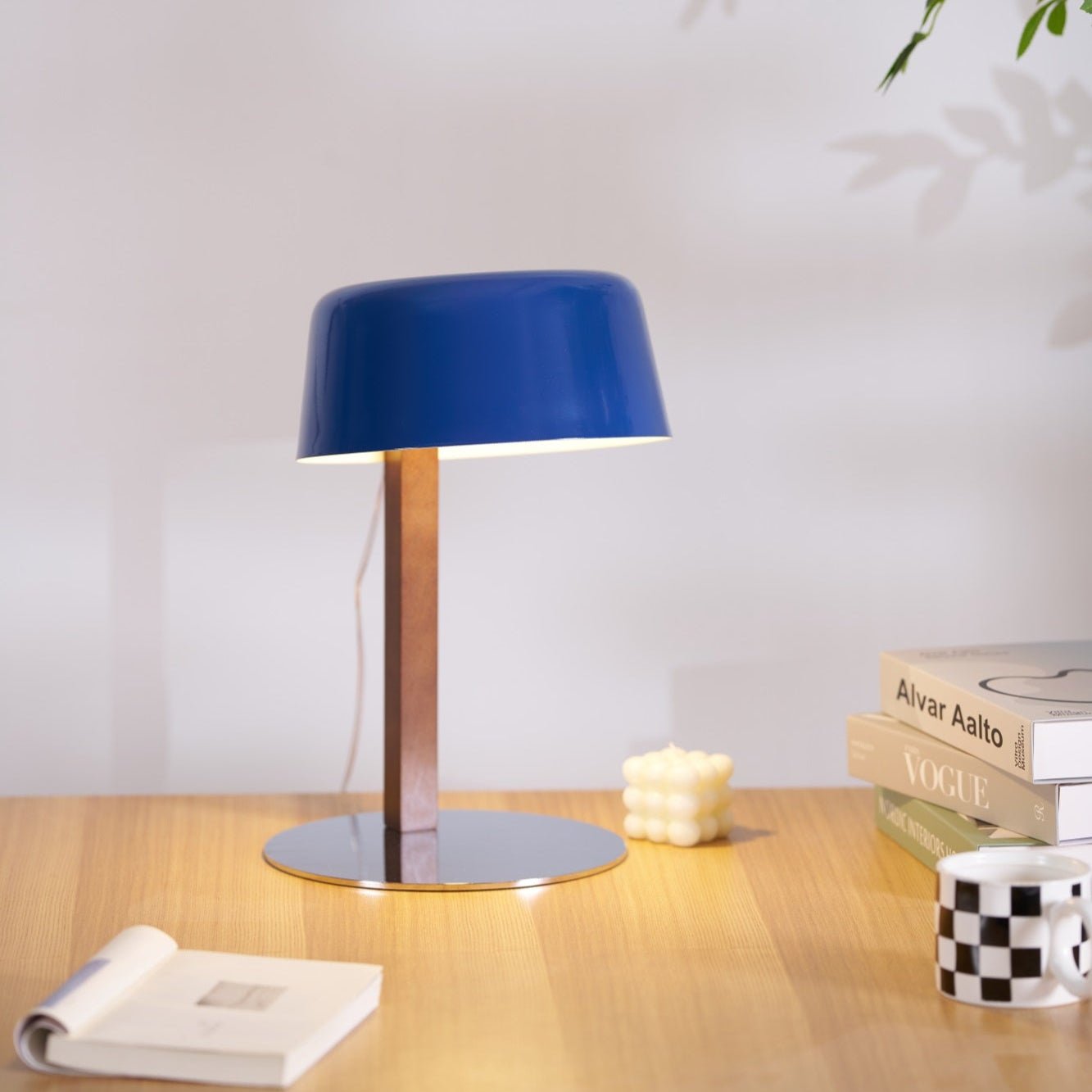 Aura Modern Table Lamp-Neutral Decor