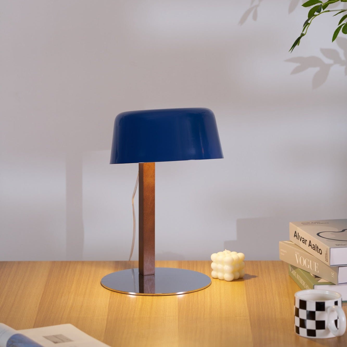 Aura Modern Table Lamp-Neutral Decor