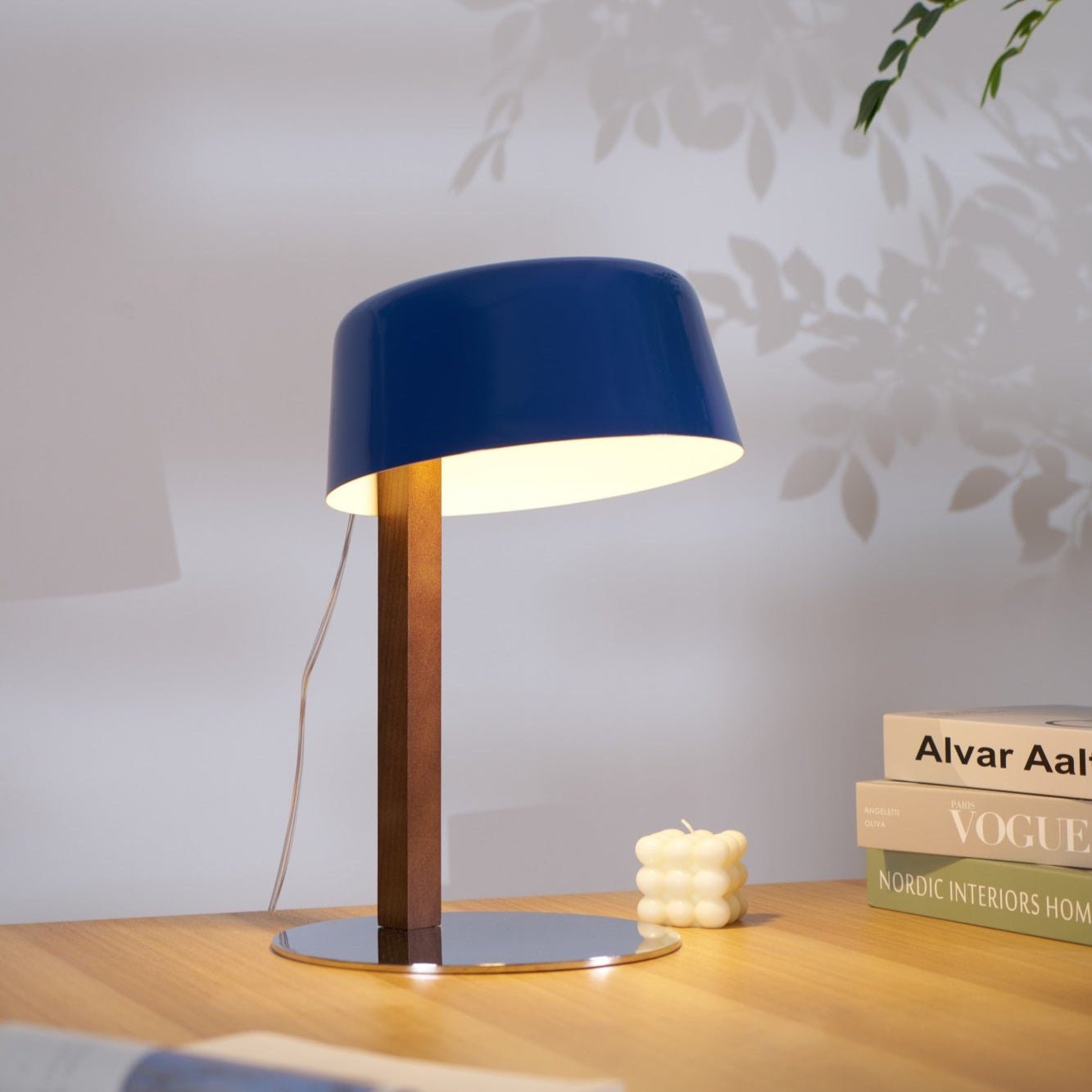 Aura Modern Table Lamp-Neutral Decor