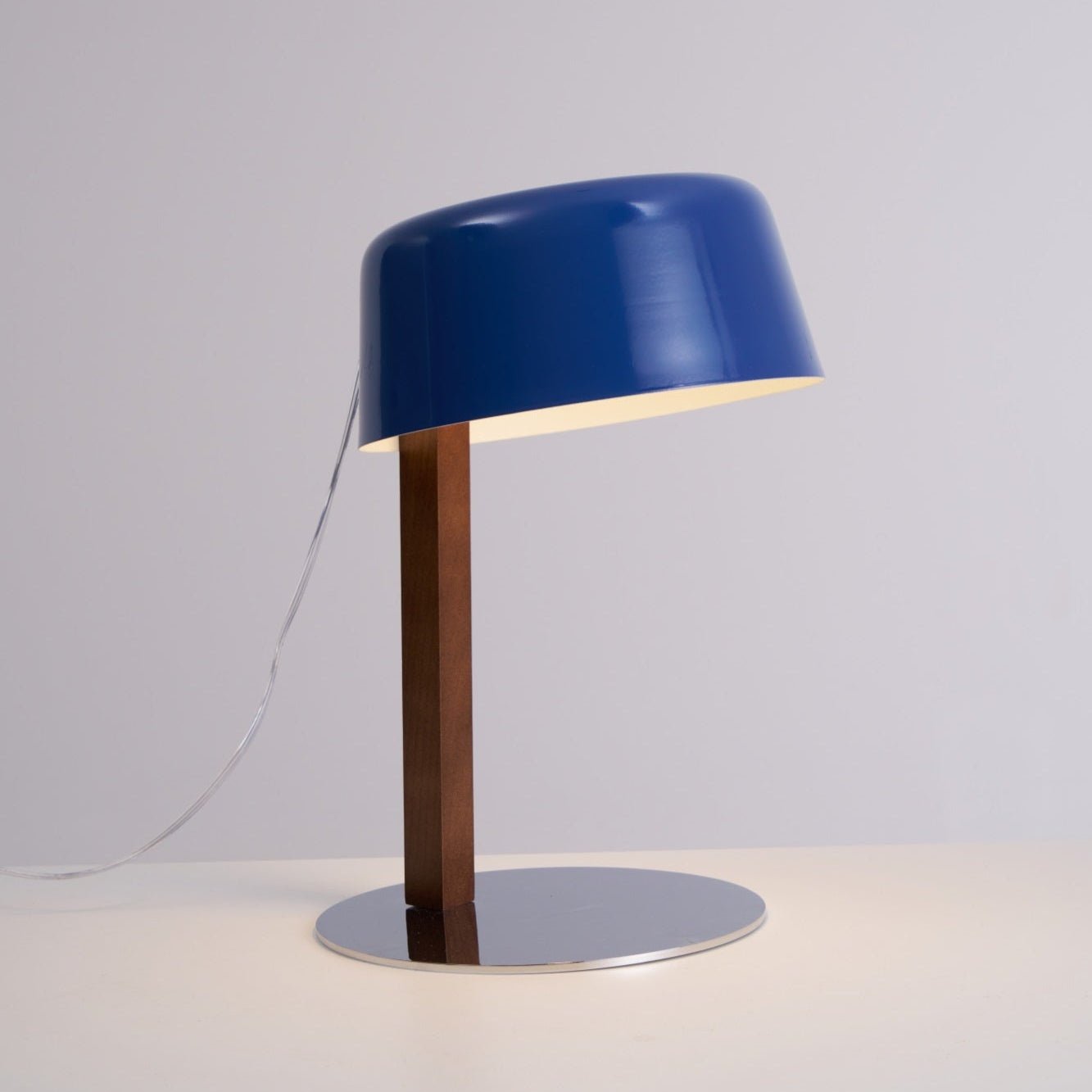 Aura Modern Table Lamp-Neutral Decor