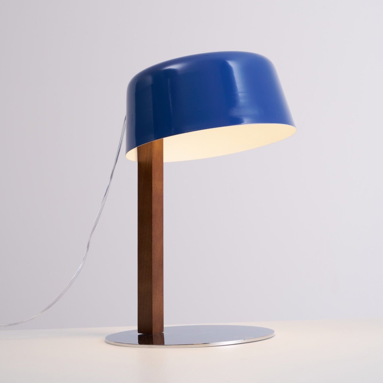 Aura Modern Table Lamp-Neutral Decor