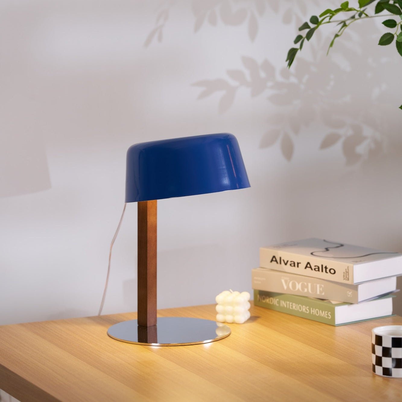 Aura Modern Table Lamp-Neutral Decor