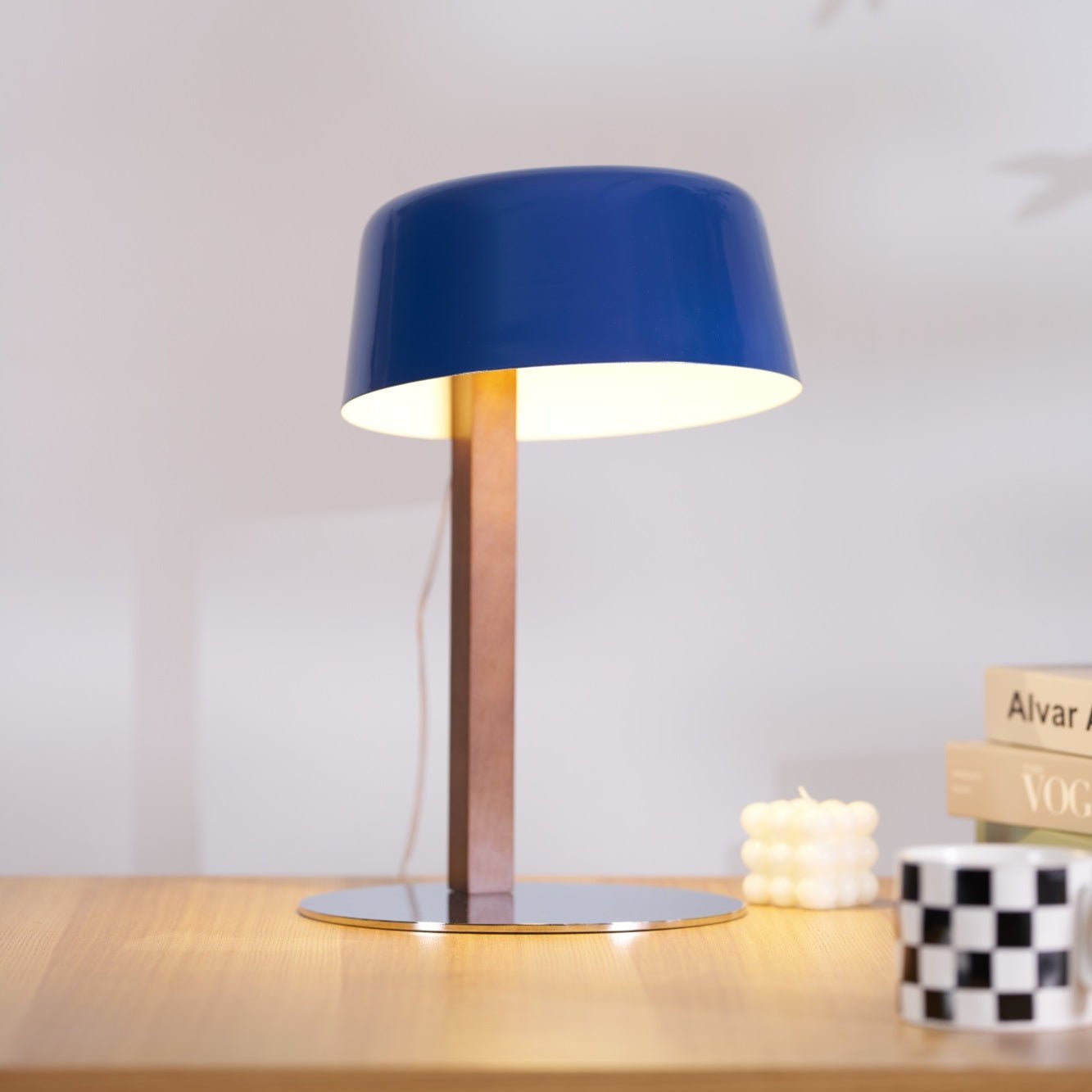 Aura Modern Table Lamp-Neutral Decor