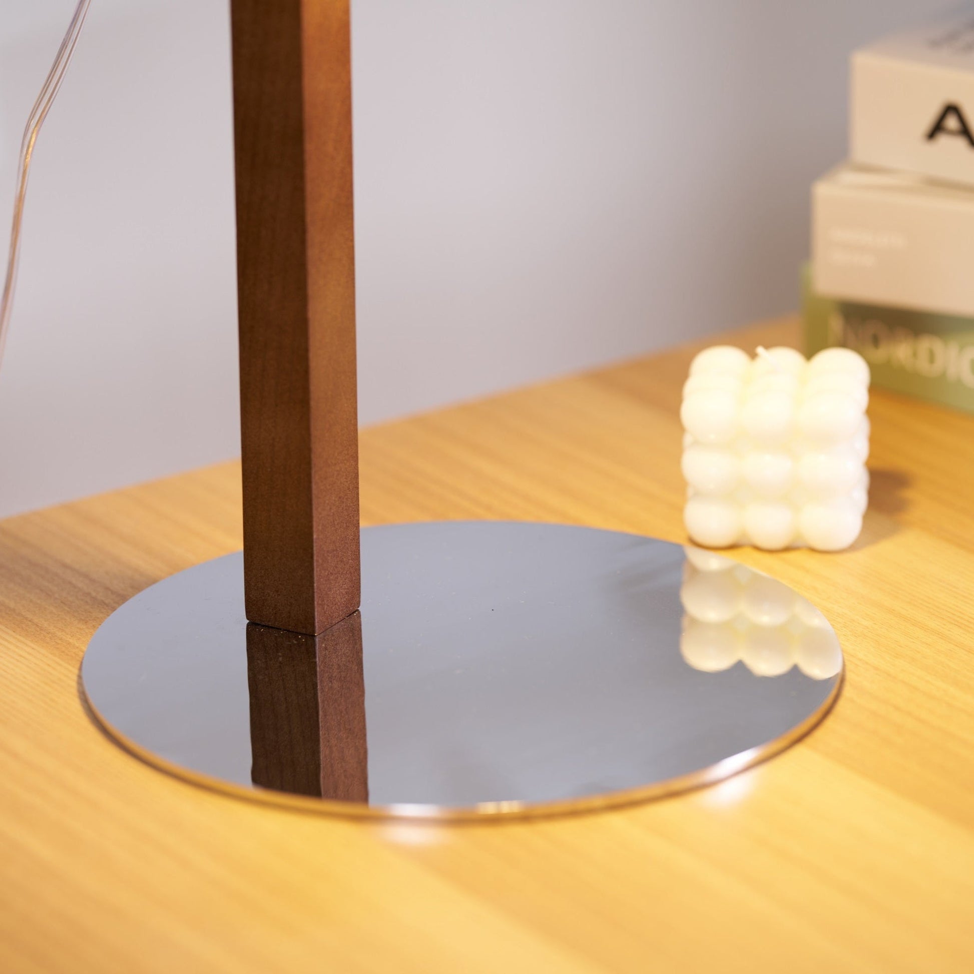 Aura Modern Table Lamp-Neutral Decor