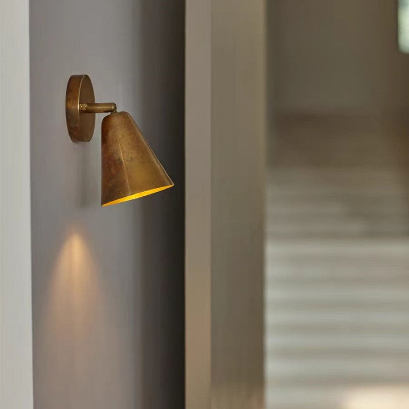 Sorrel Wall Lamp