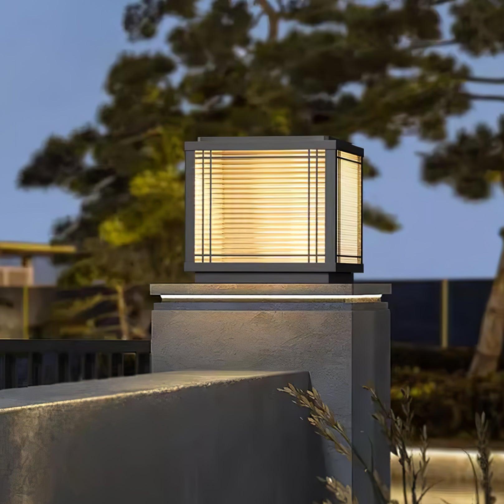 Glorin Steel Japanese-inspired Table Lamp-Neutral Decor