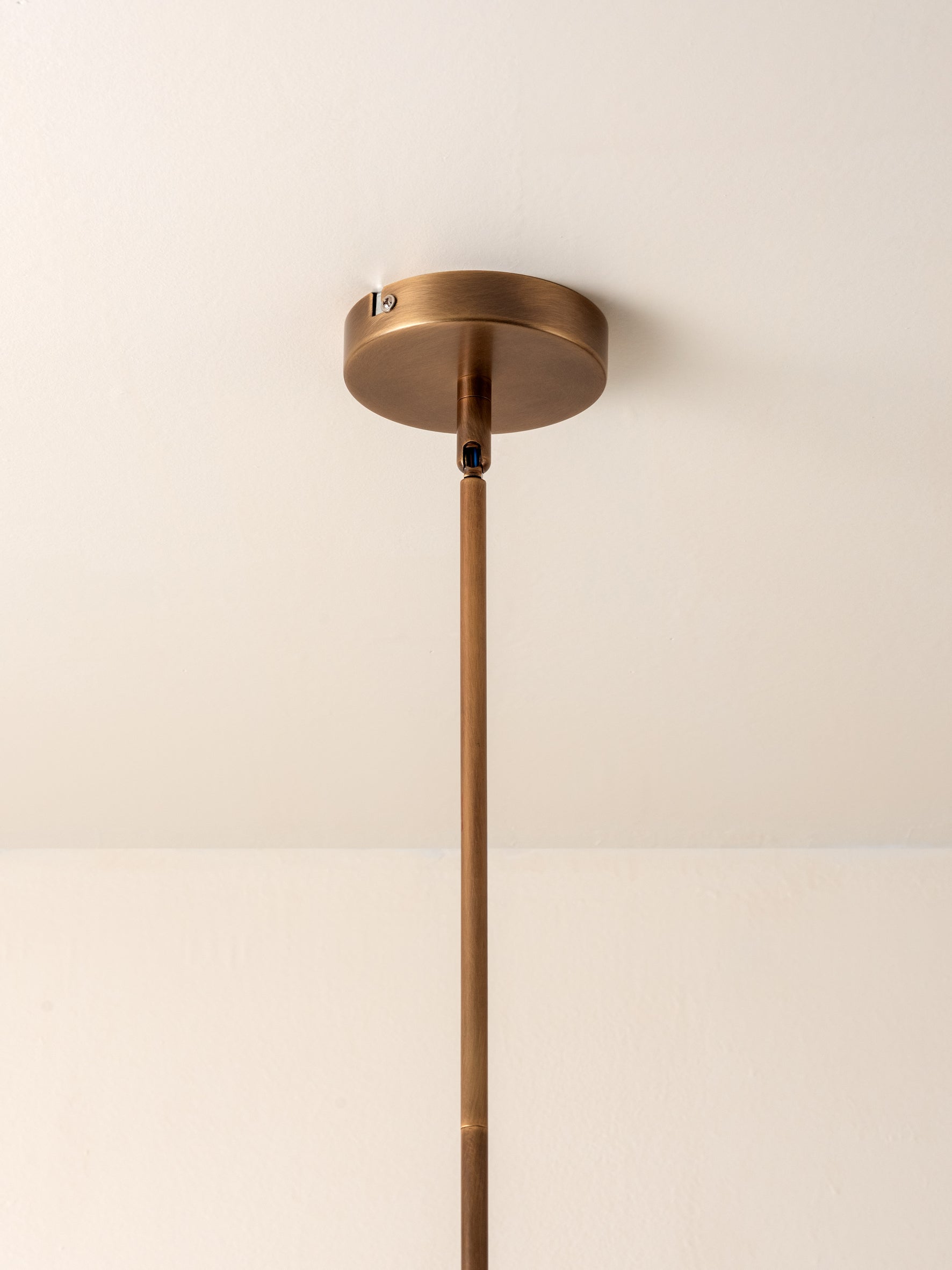 Lioran Chandelier
