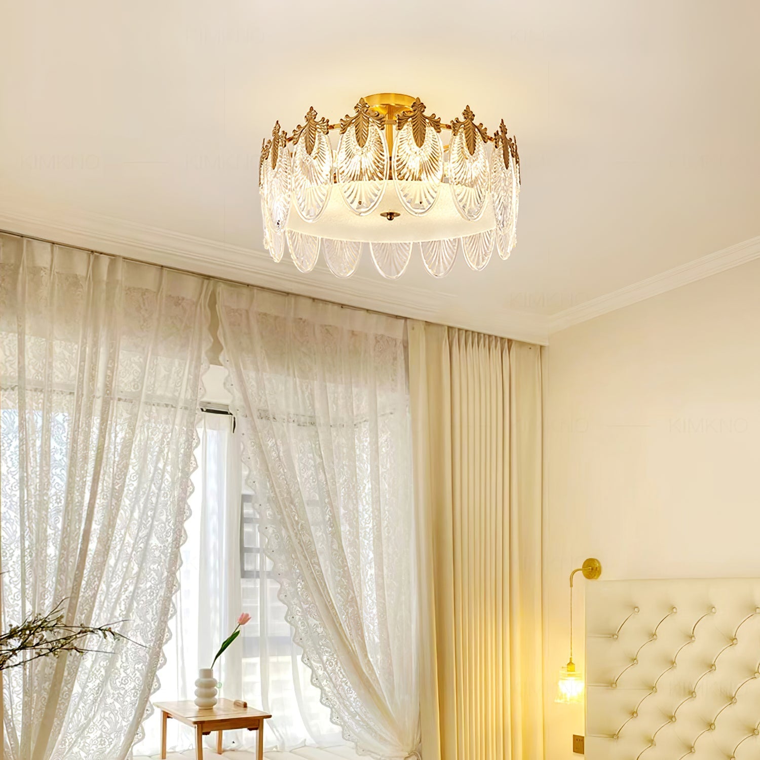 Lustra Chandelier Glass Petals Gold Frame Round-Neutral Decor
