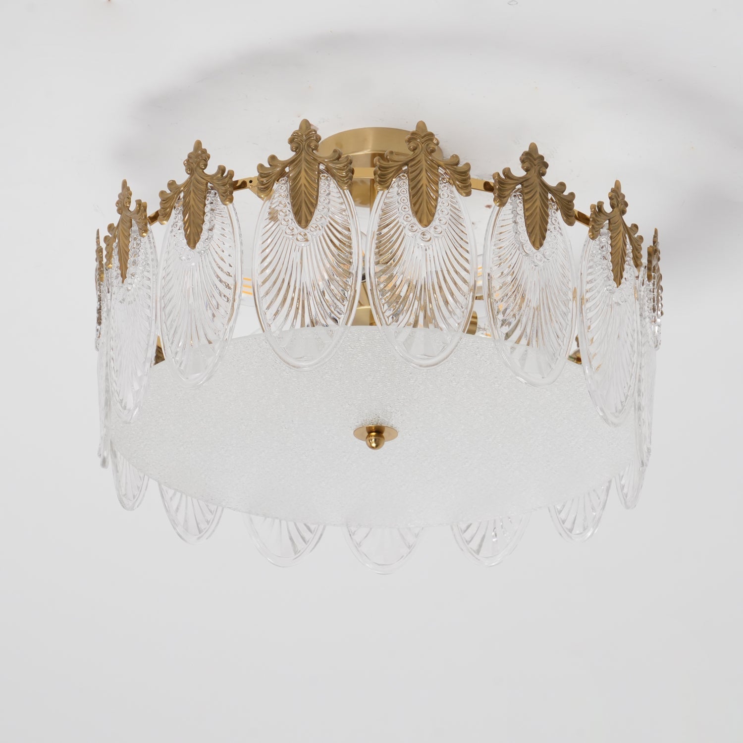 Lustra Chandelier Glass Petals Gold Frame Round-Neutral Decor