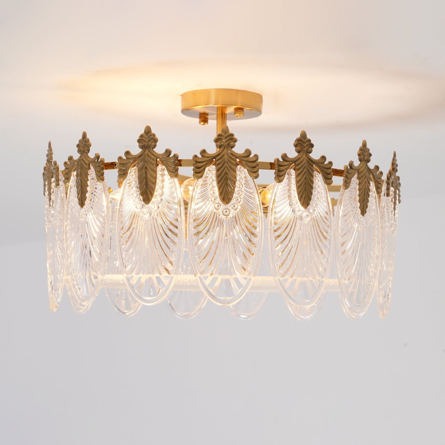 Lustra Chandelier Glass Petals Gold Frame Round-Neutral Decor